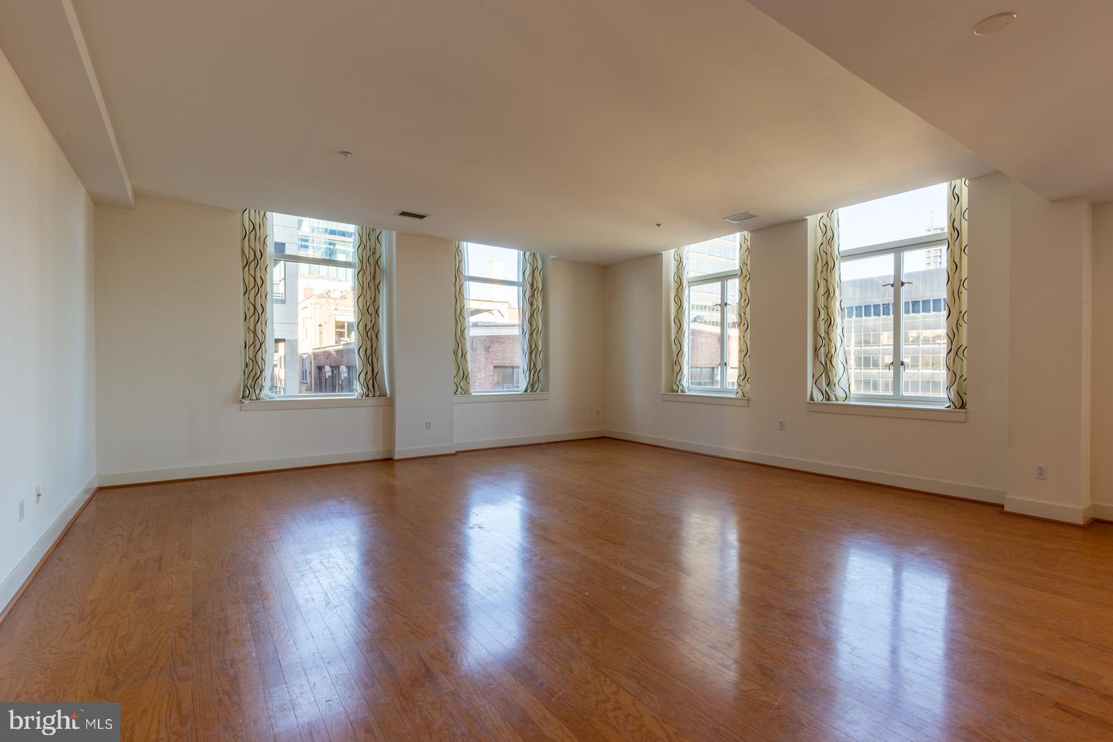 FITLER SQUARE - Residential Lease