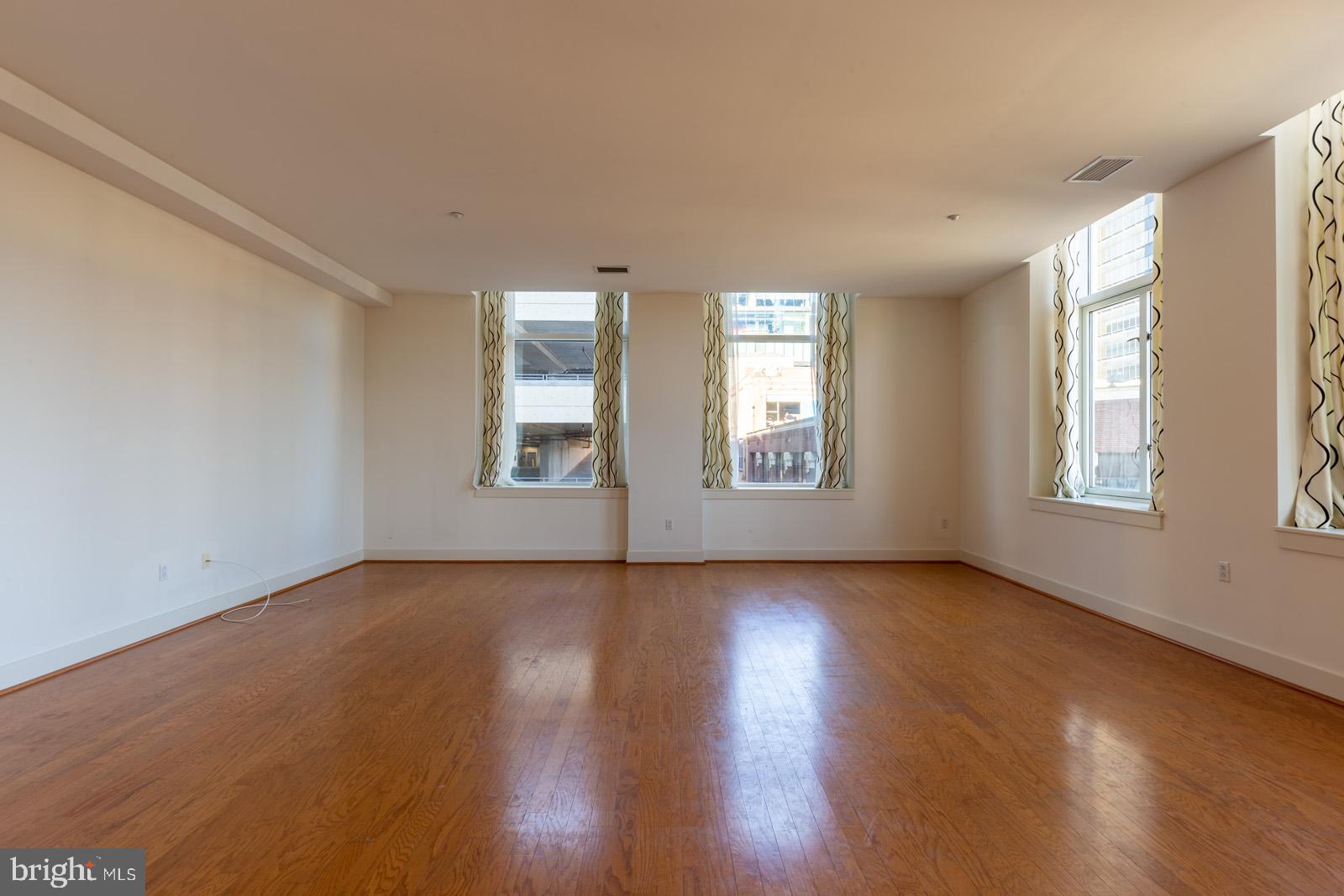 FITLER SQUARE - Residential Lease