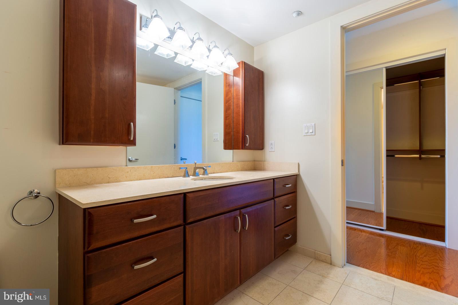 FITLER SQUARE - Residential Lease