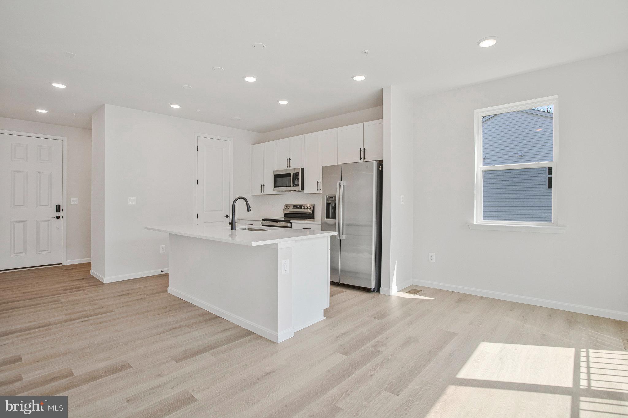 17 POPLAR COURT