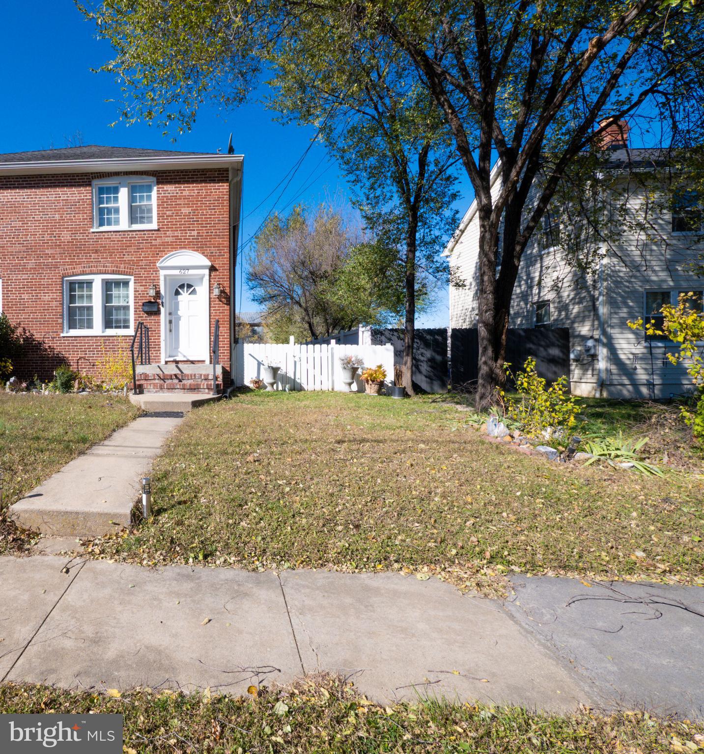 ORCHARD TERR/PLUMLY - Residential