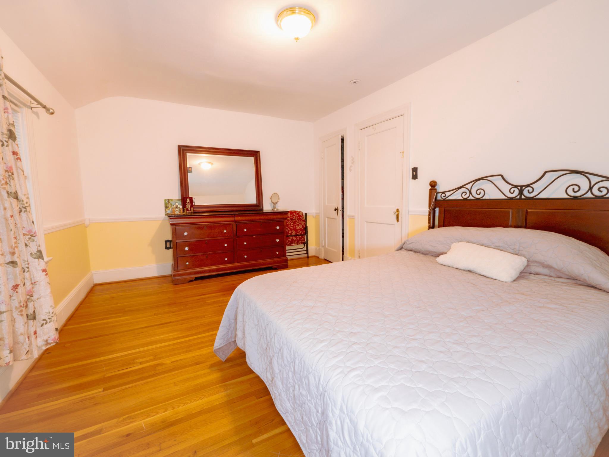 ORCHARD TERR/PLUMLY - Residential