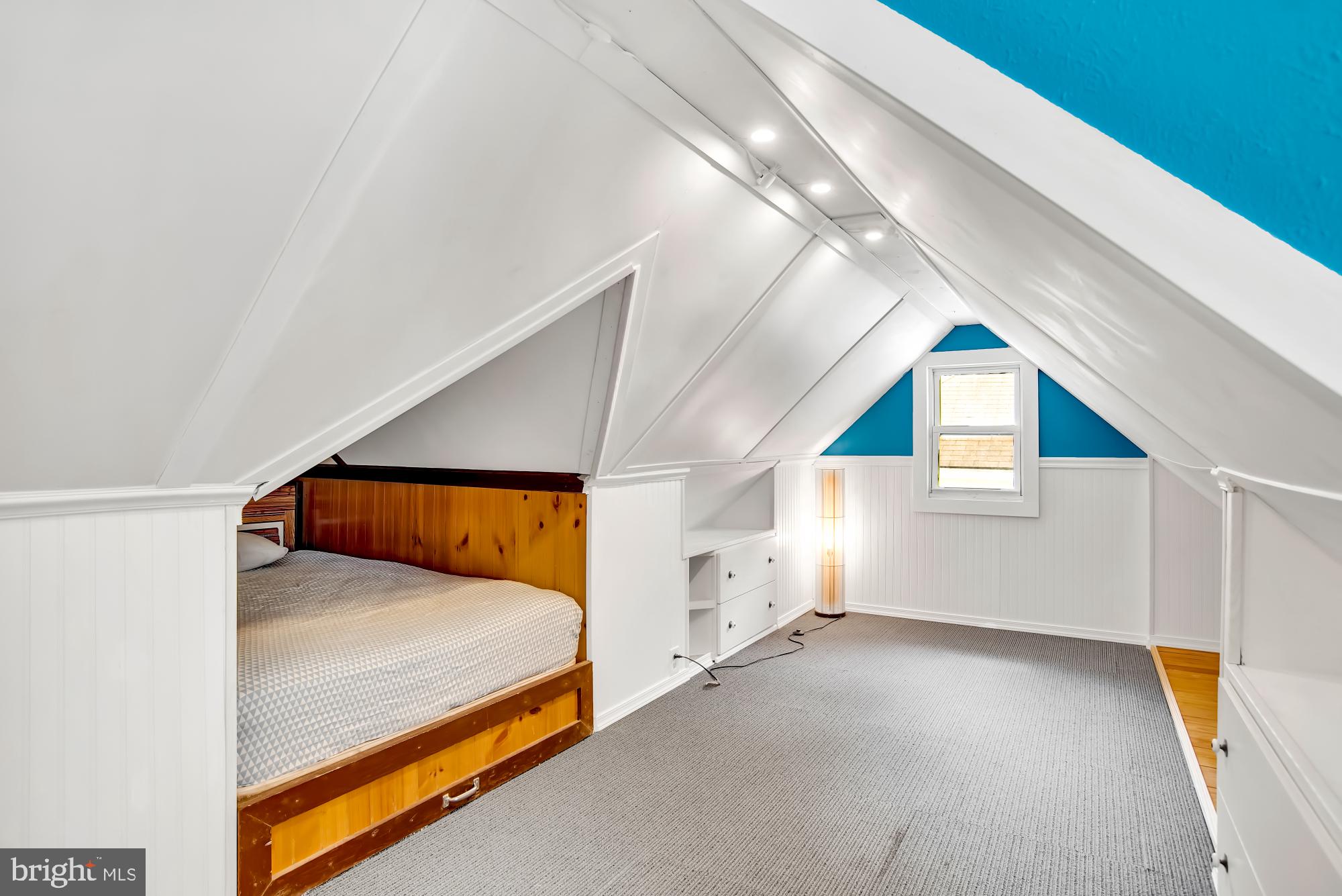 MOUNT RAINIER - Residential