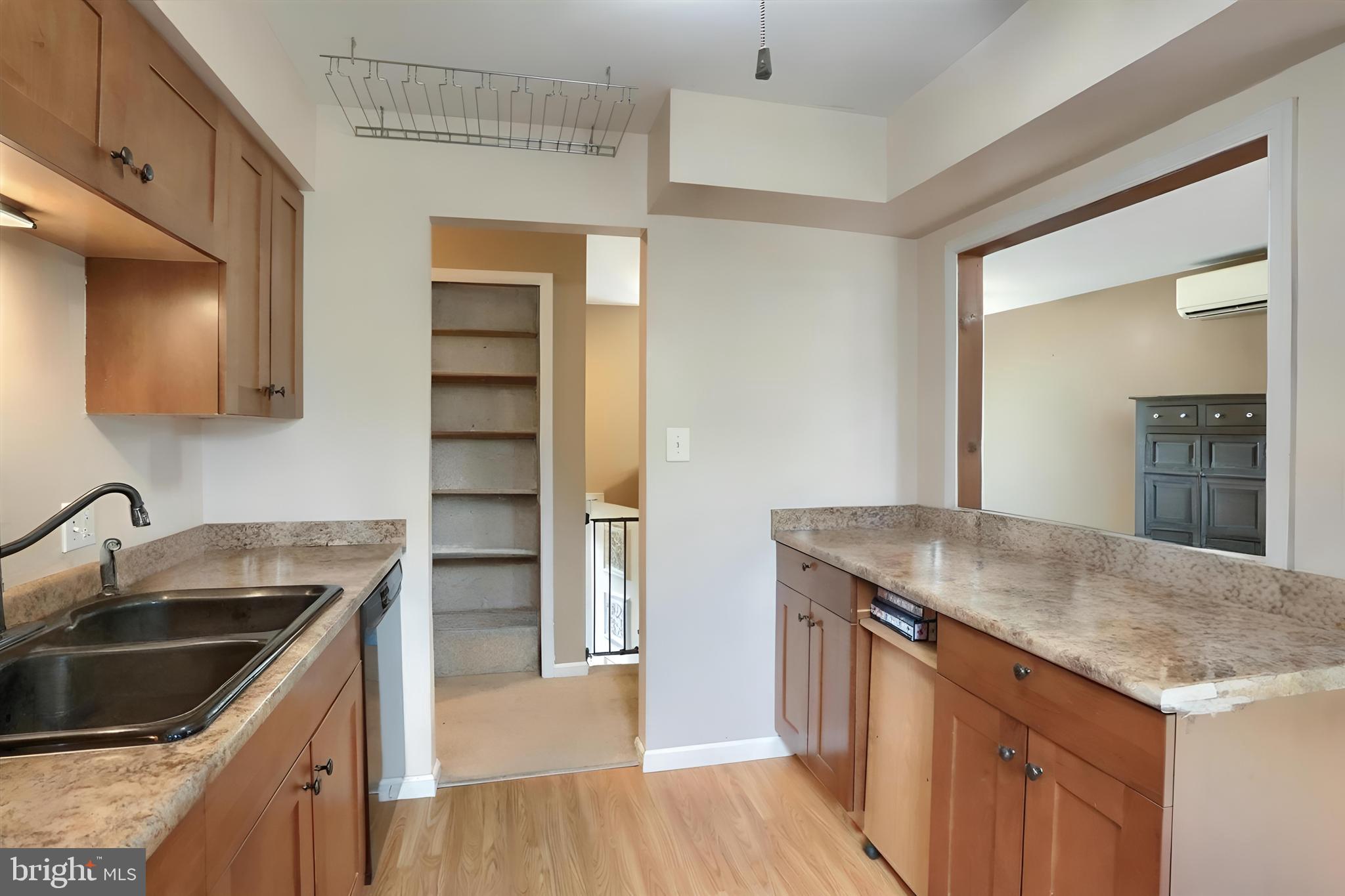 VALLEY GREEN - Residential