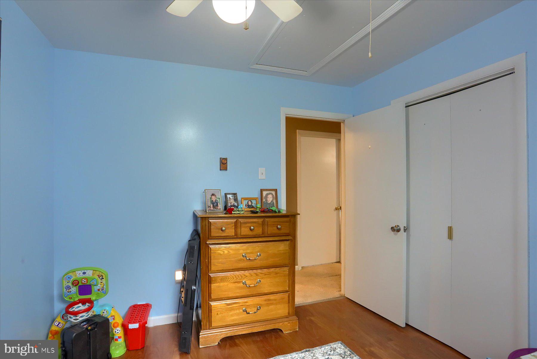 VALLEY GREEN - Residential