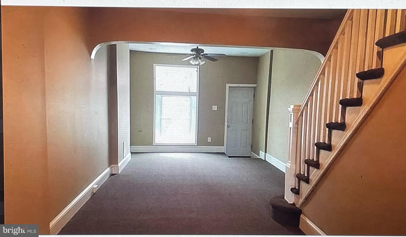 ELLWOOD PARK - Residential