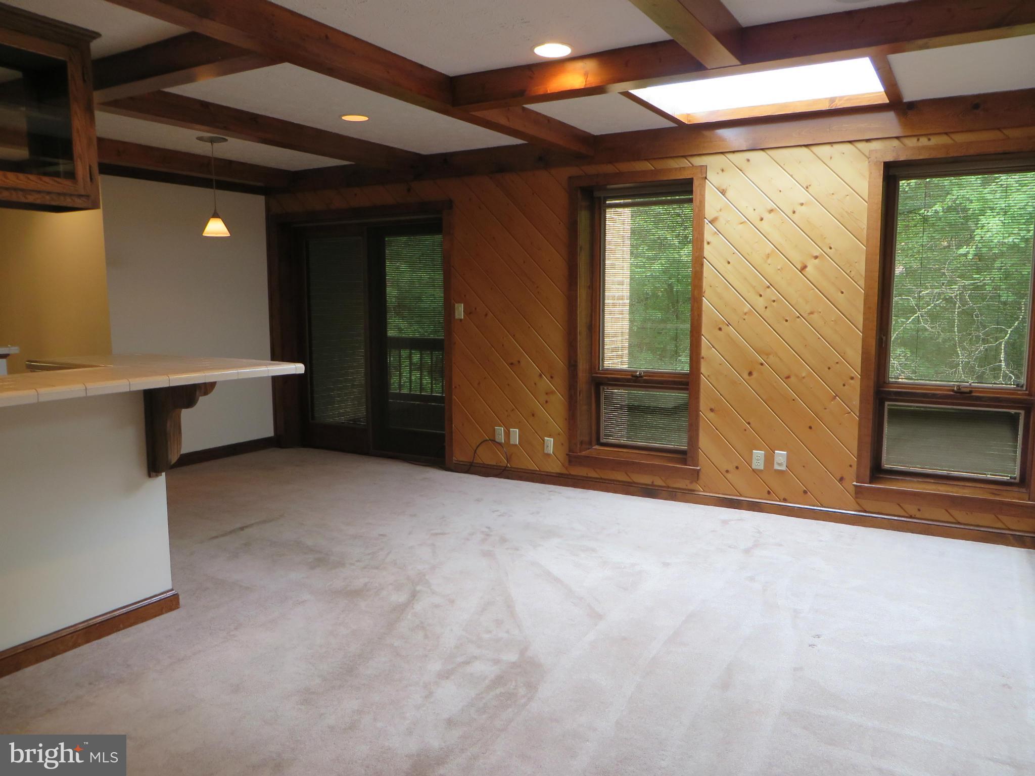 WHITE OAK - Residential