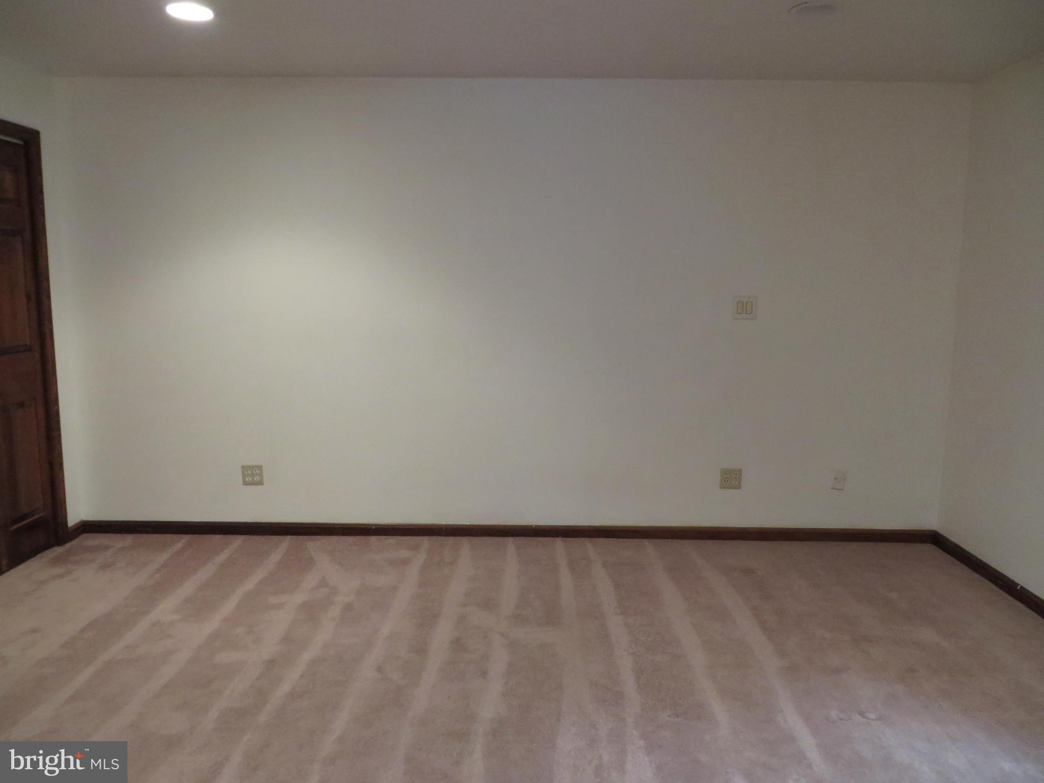 WHITE OAK - Residential