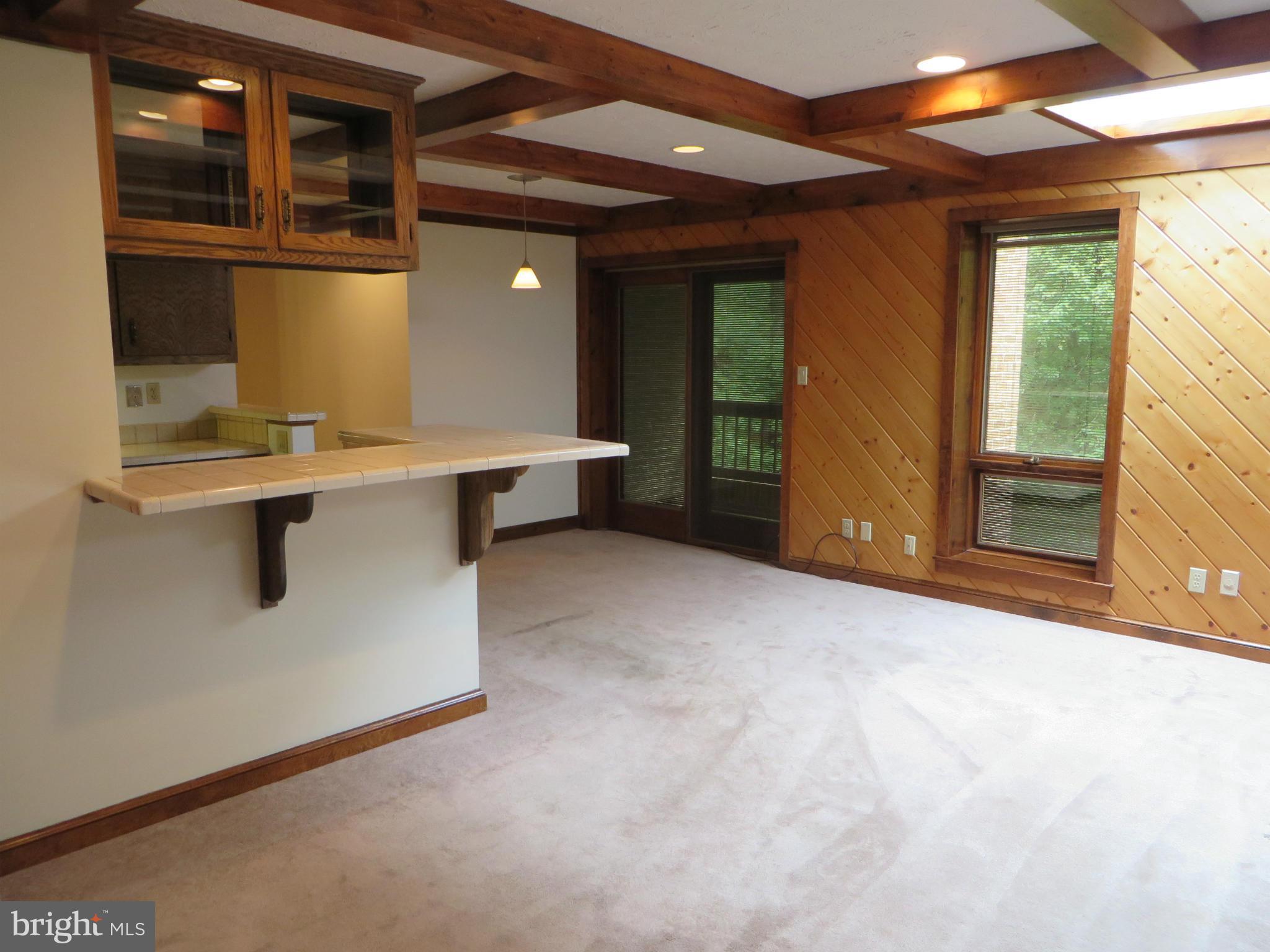 WHITE OAK - Residential