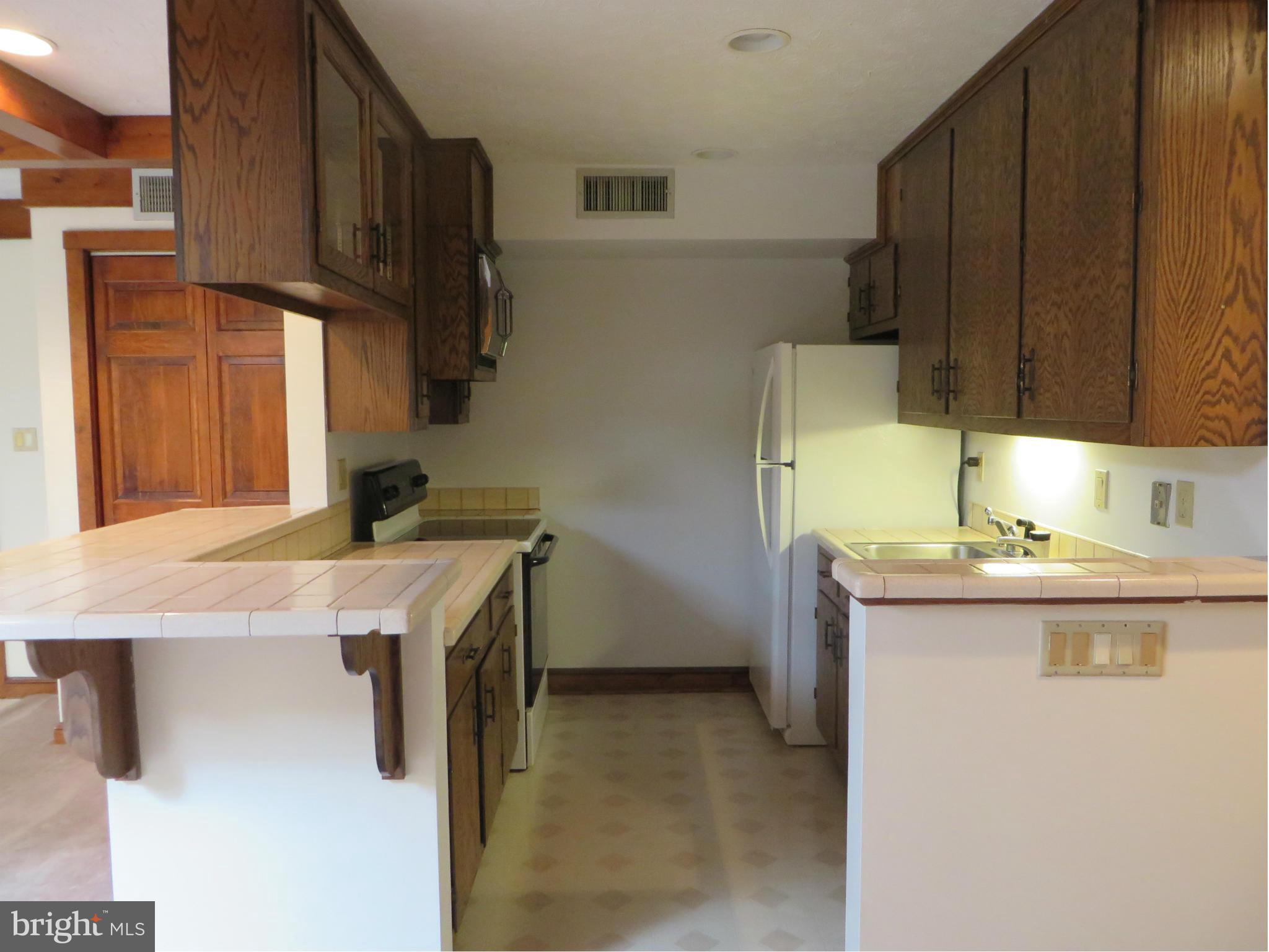 WHITE OAK - Residential