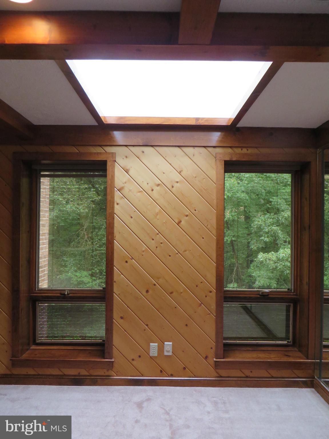 WHITE OAK - Residential