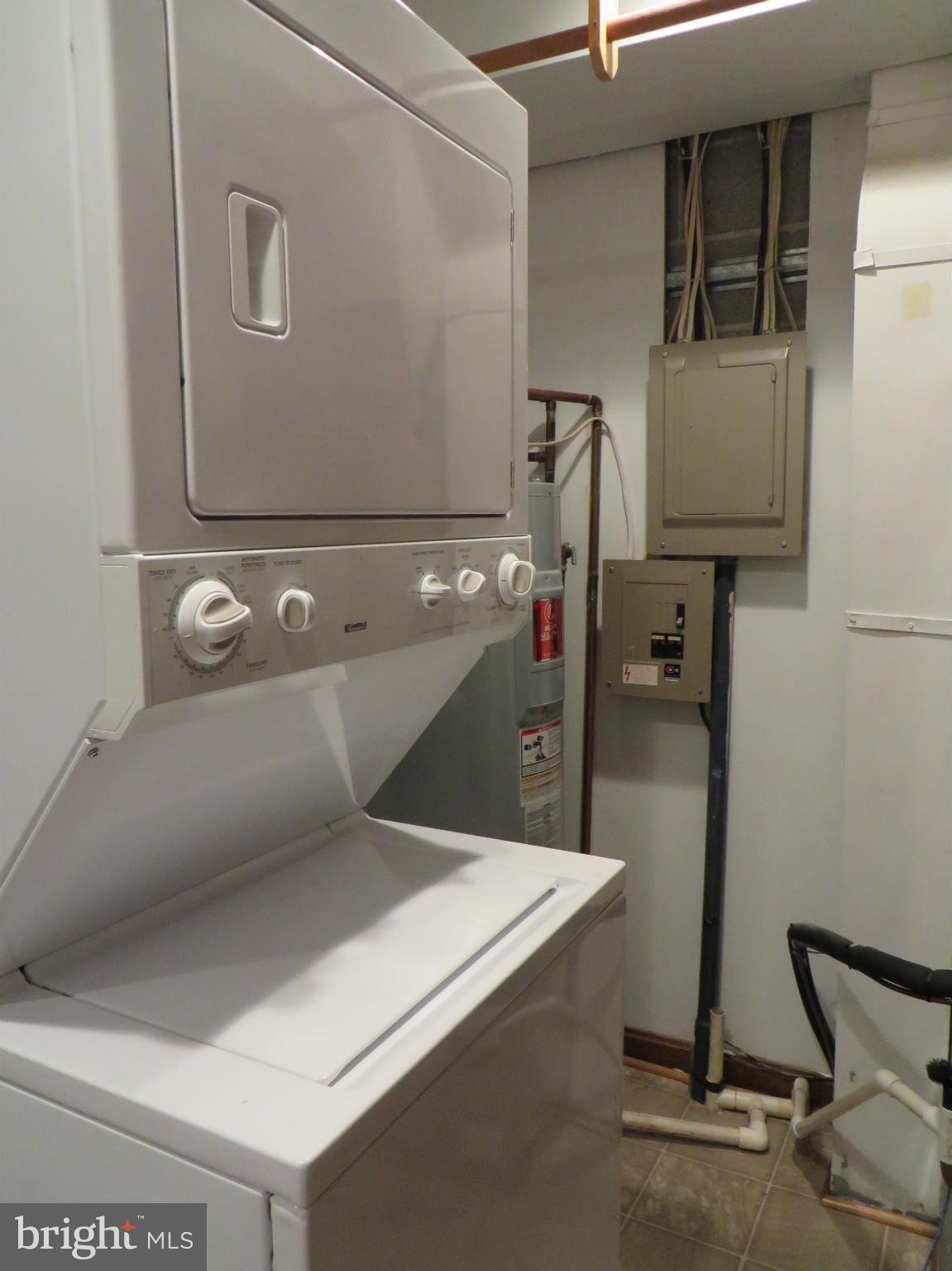 WHITE OAK - Residential