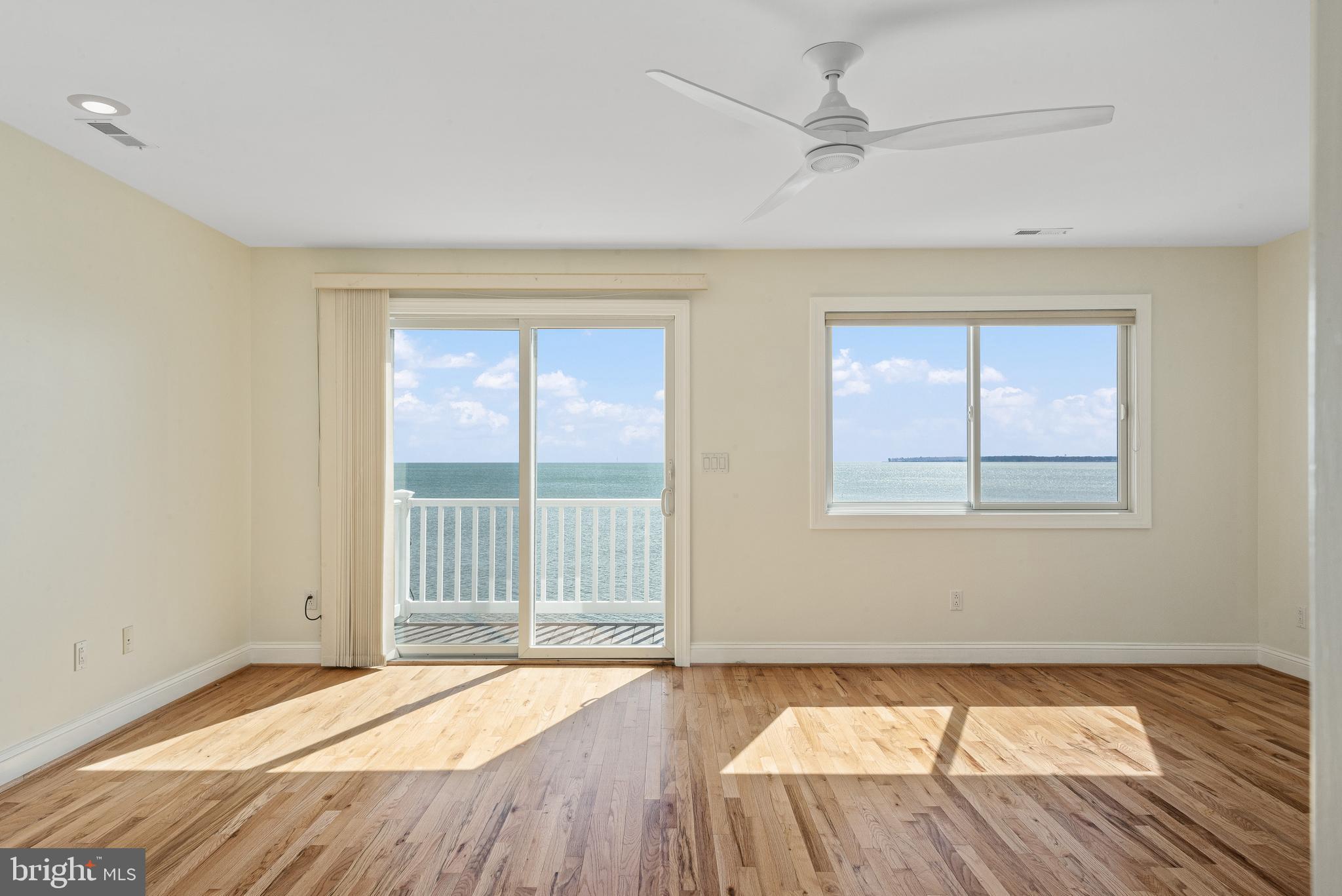 OWINGS BEACH - Residential