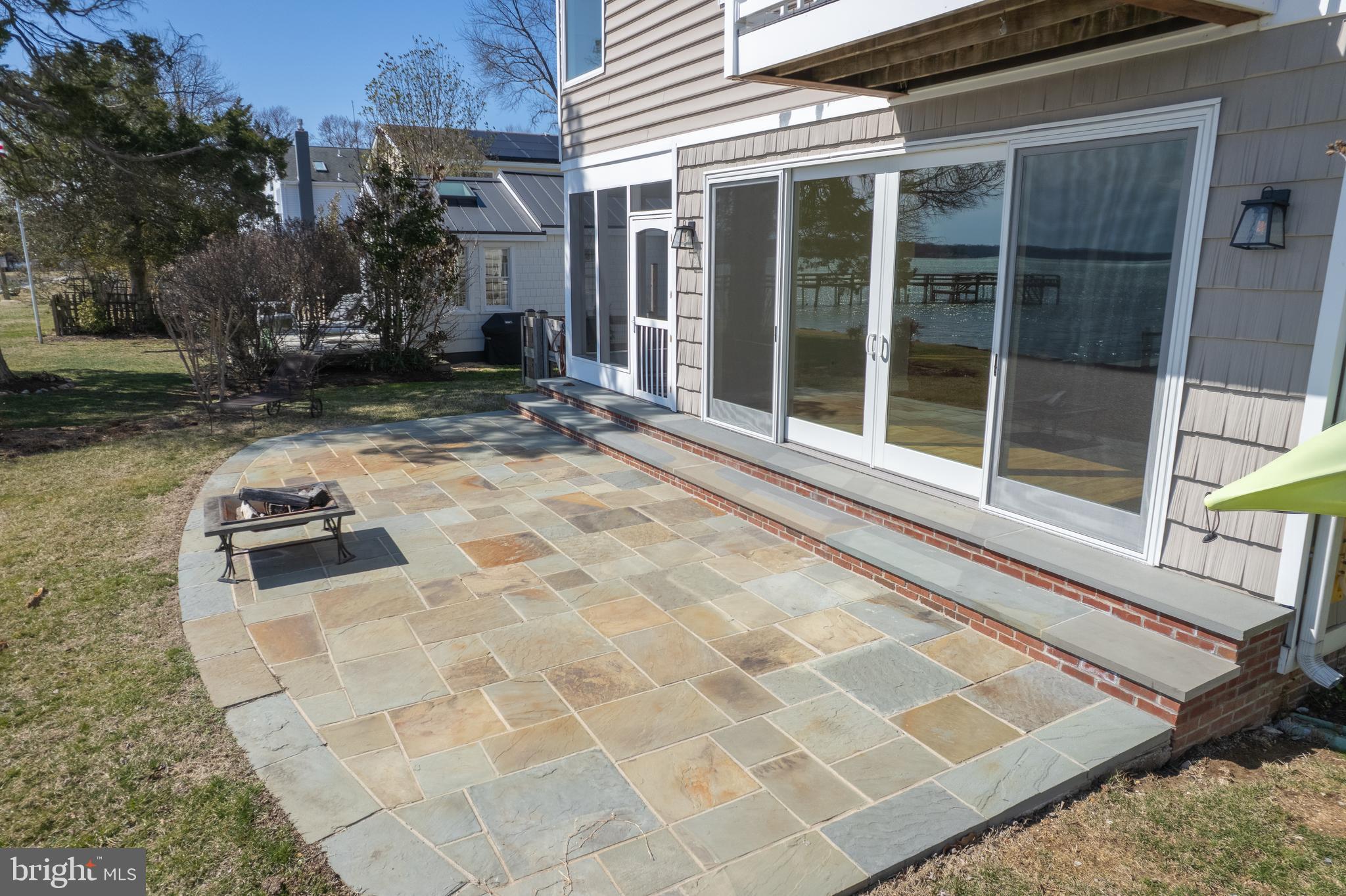 OWINGS BEACH - Residential