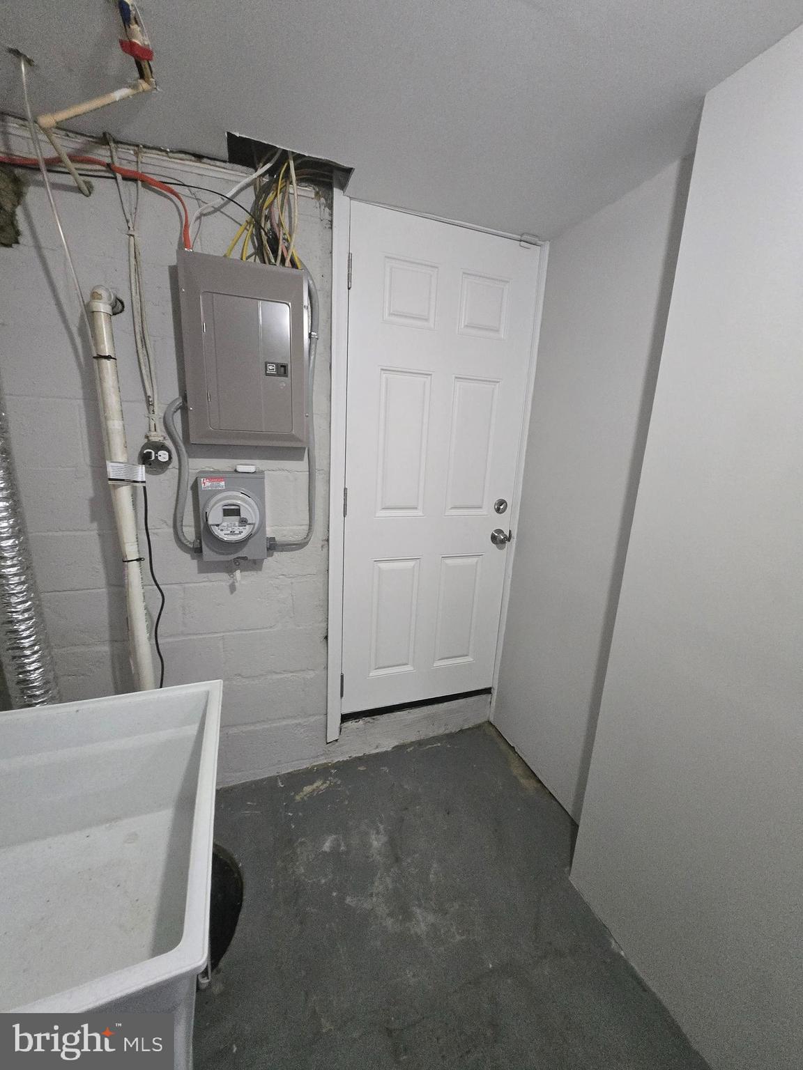 MIDDLESEX - Residential