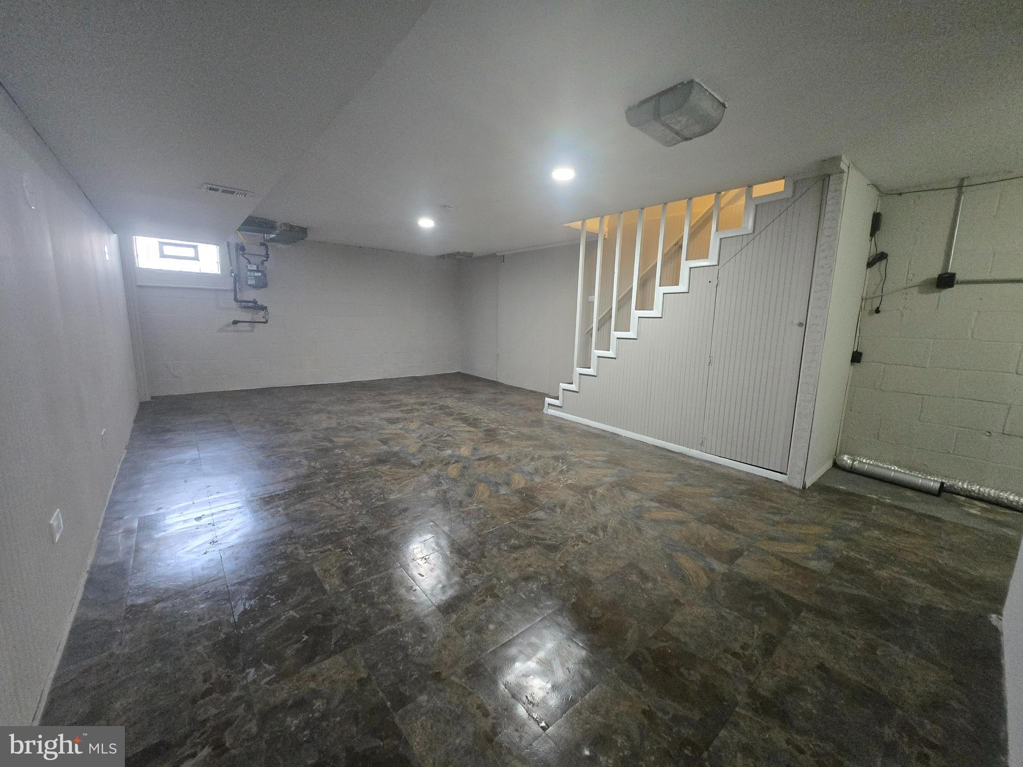 MIDDLESEX - Residential