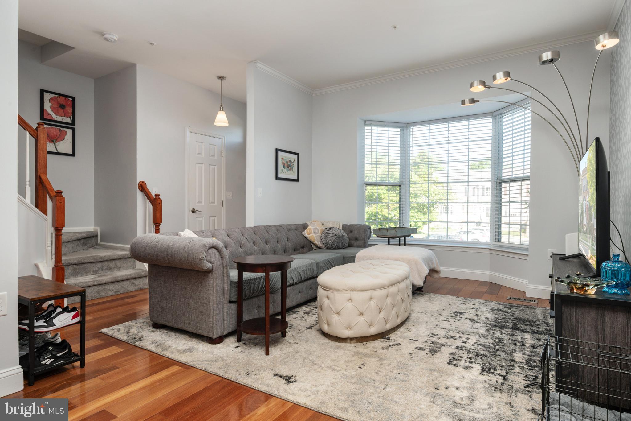 THE KNOLLS - Residential