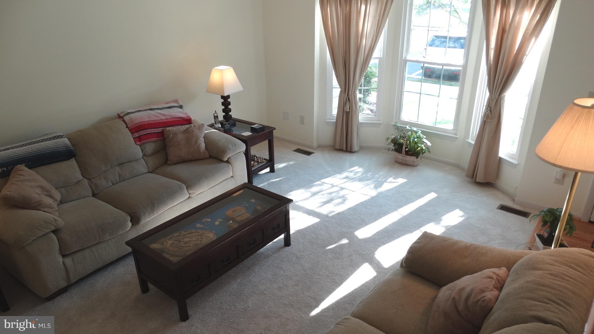 KINGSTOWNE - Residential