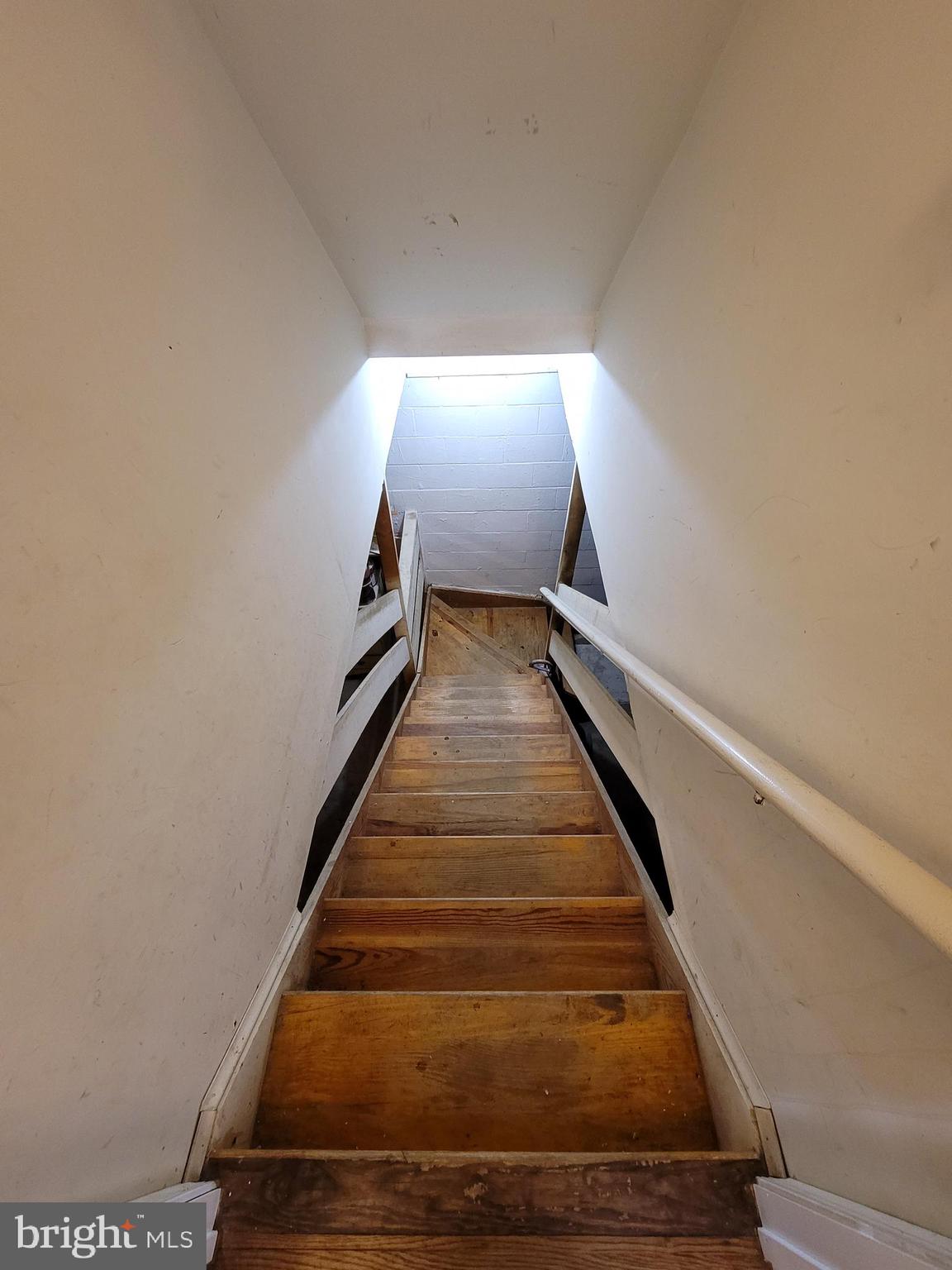 CHAPELWOOD - Residential Lease