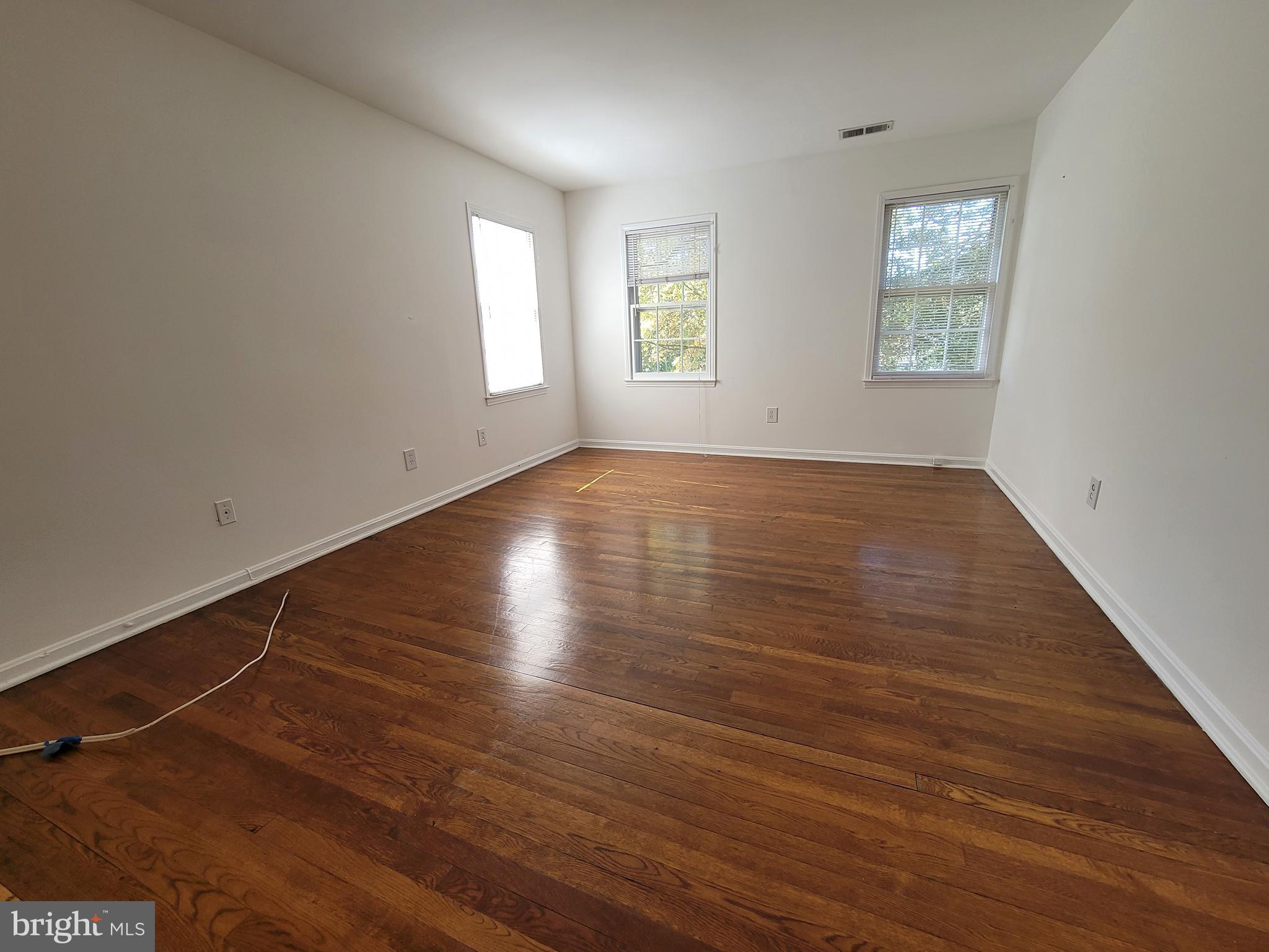 CHAPELWOOD - Residential Lease
