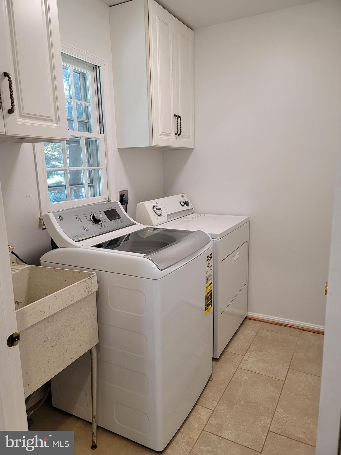 CHAPELWOOD - Residential Lease