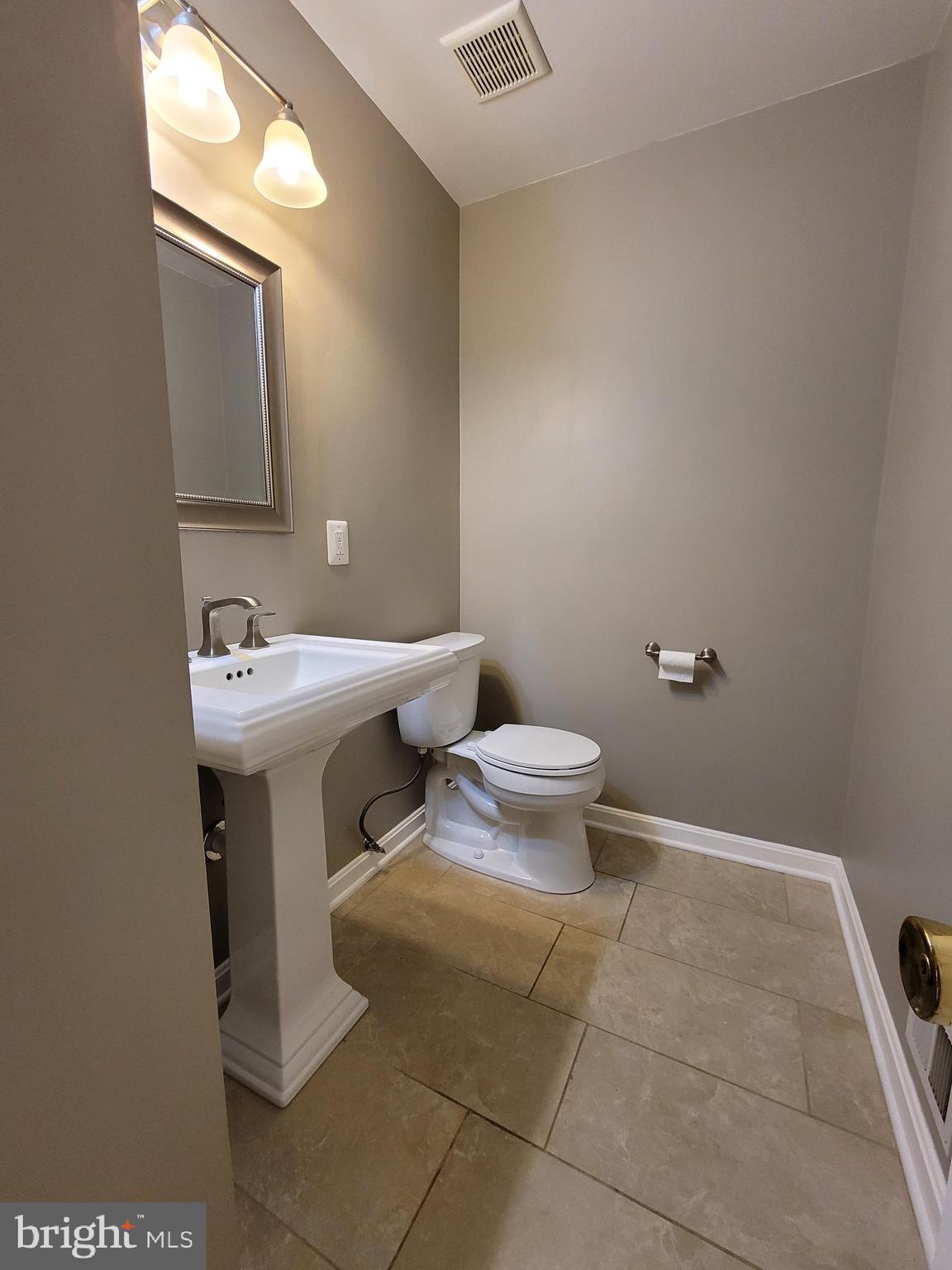 CHAPELWOOD - Residential Lease