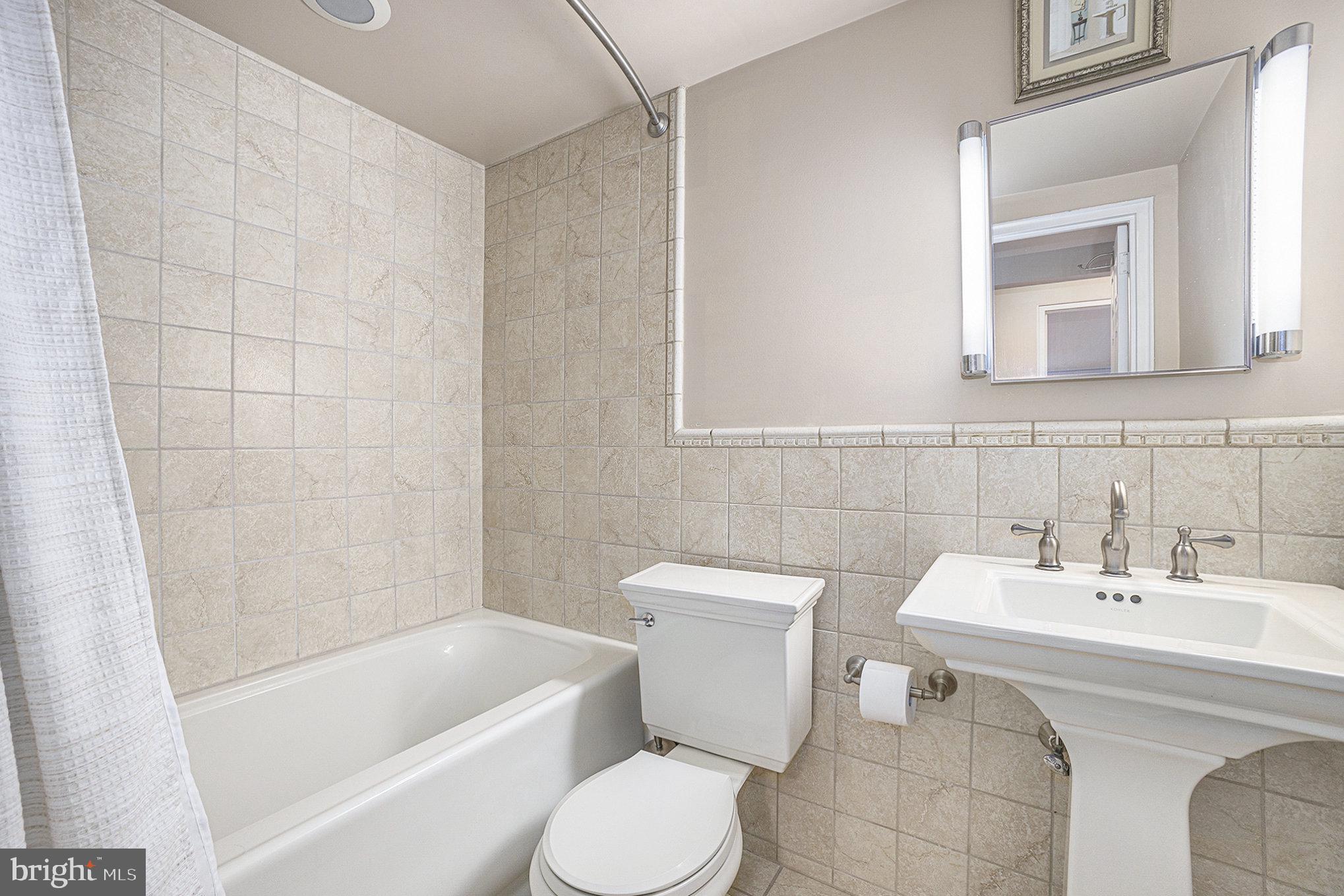 PLYMOUTH MEETING - Residential