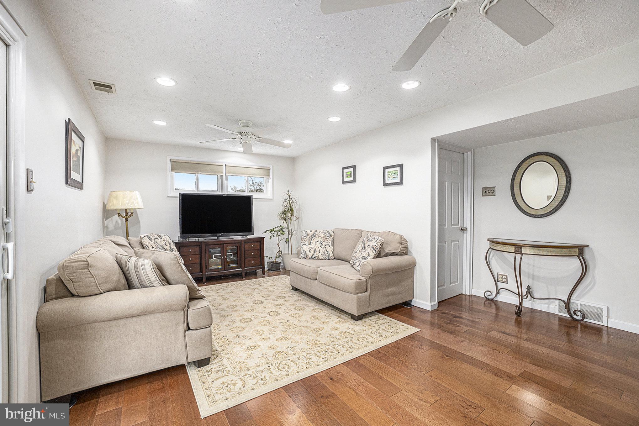 PLYMOUTH MEETING - Residential