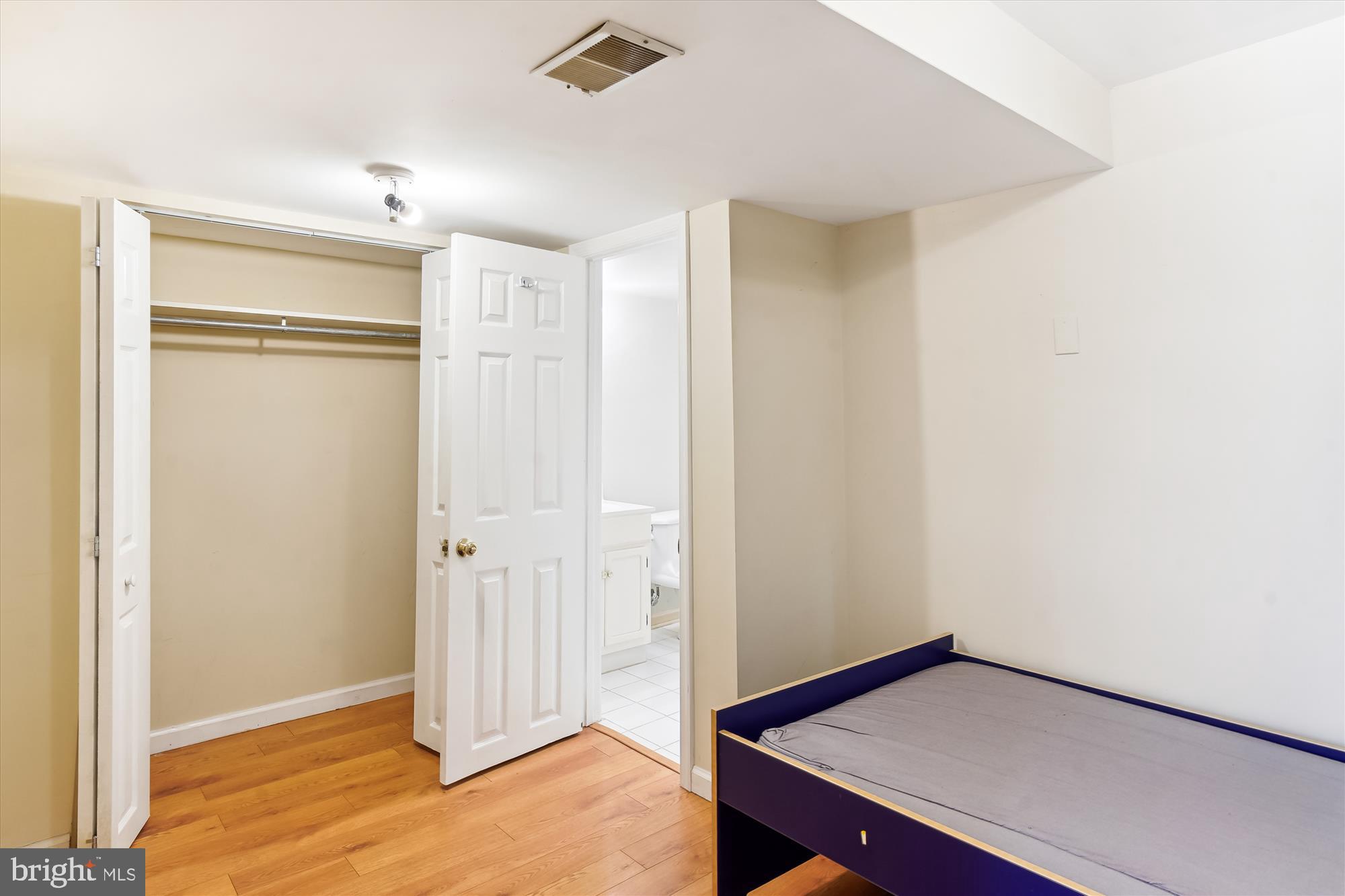 KENWOOD PARK - Residential