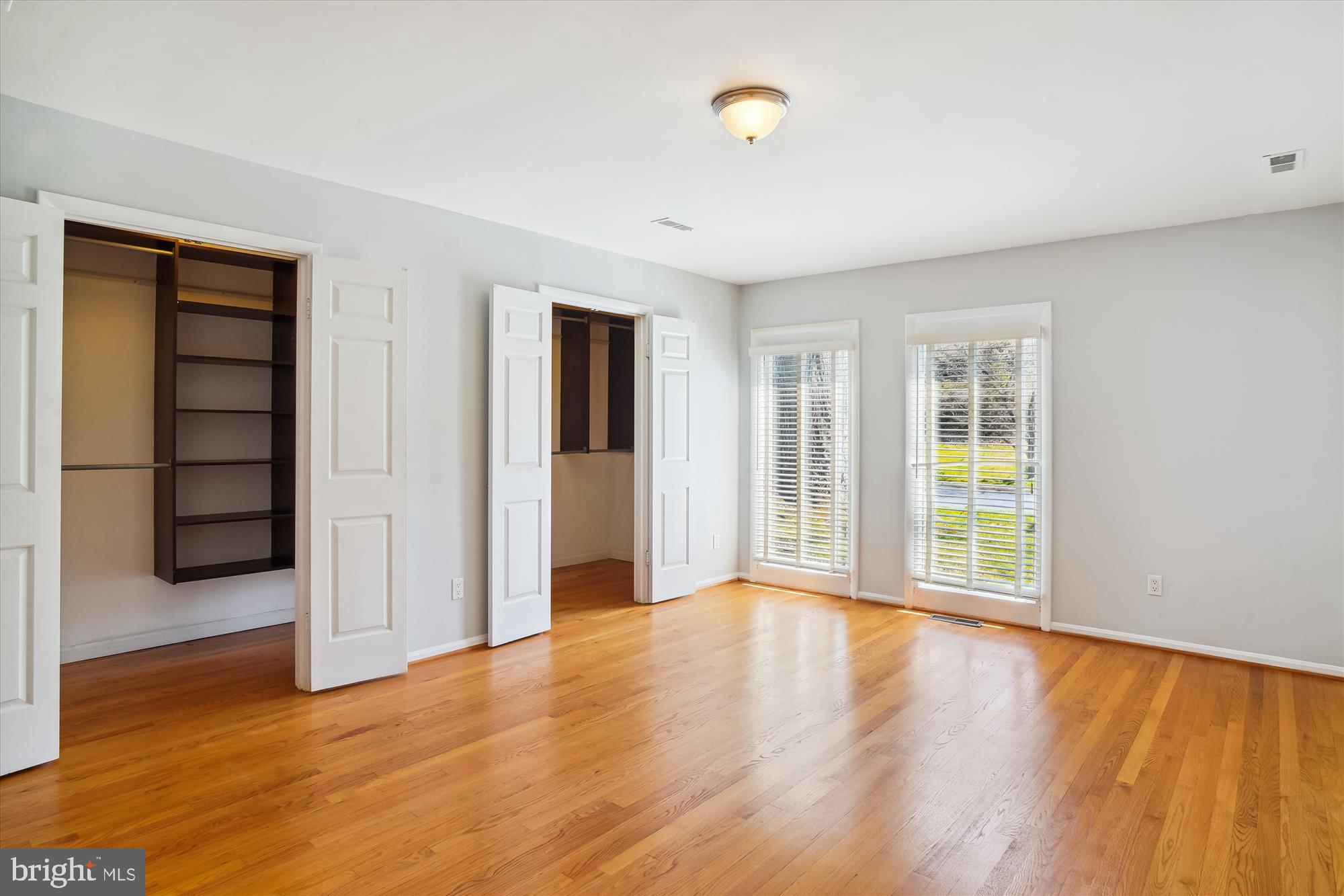 KENWOOD PARK - Residential