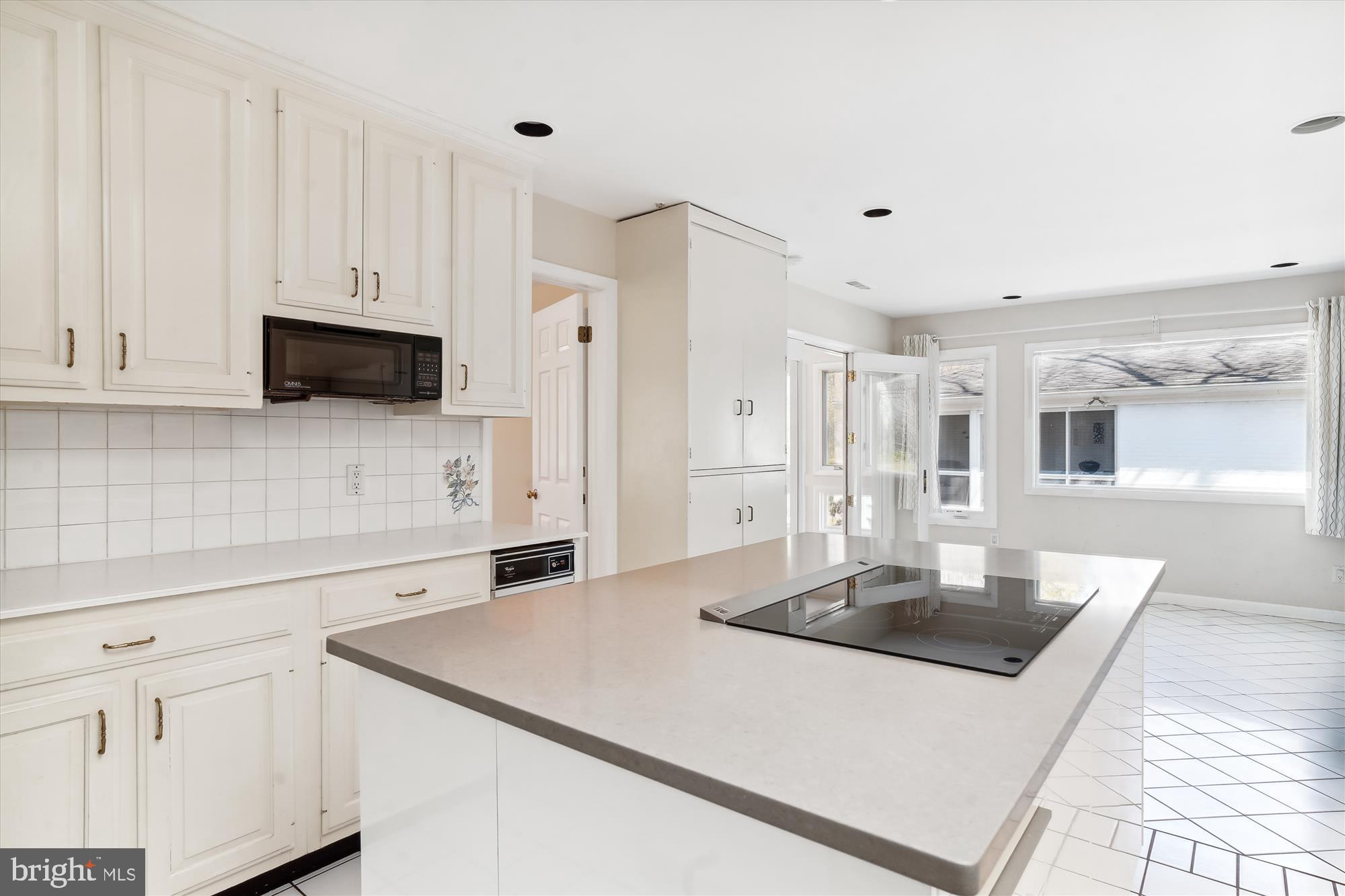 KENWOOD PARK - Residential