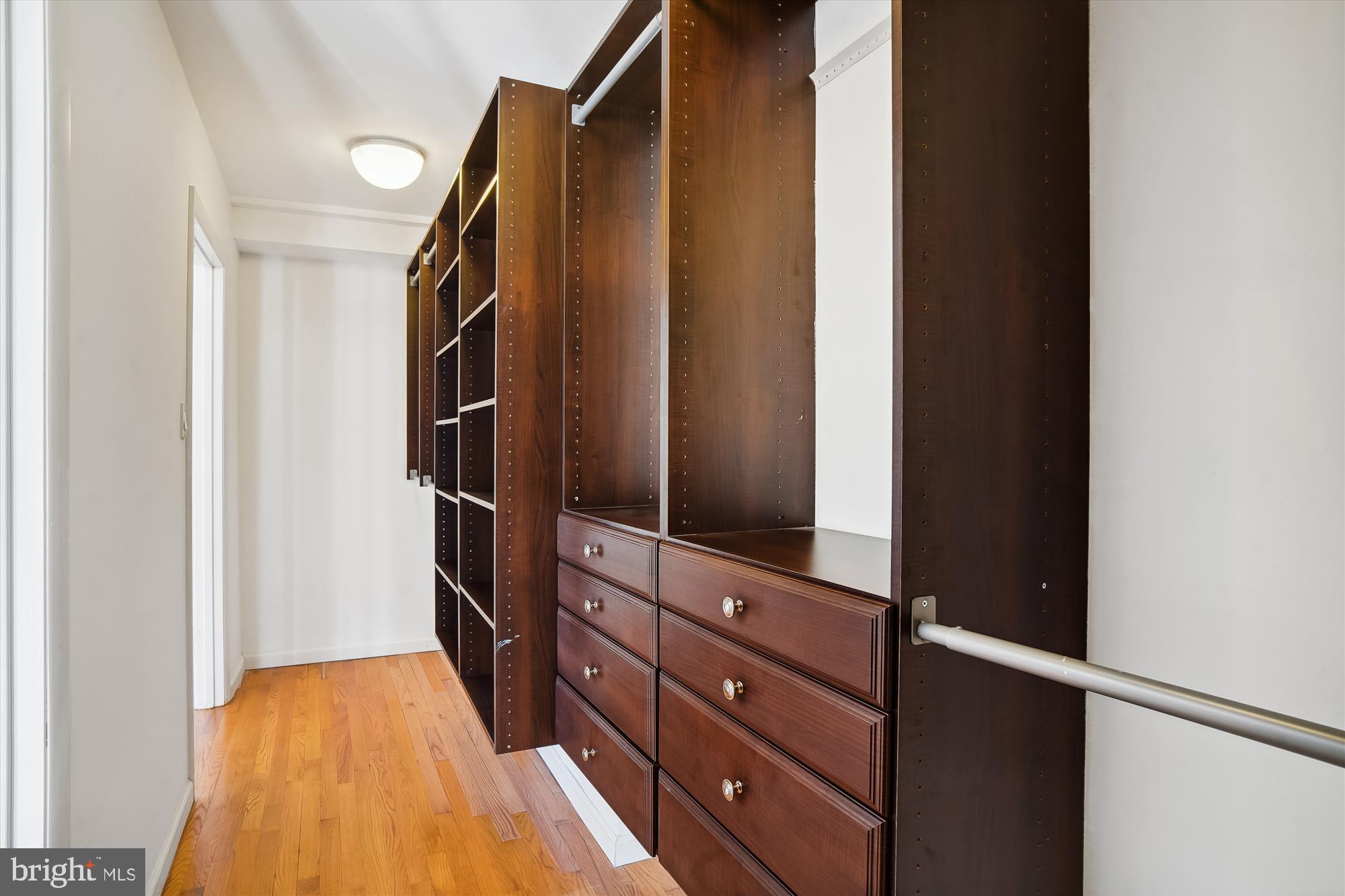 KENWOOD PARK - Residential