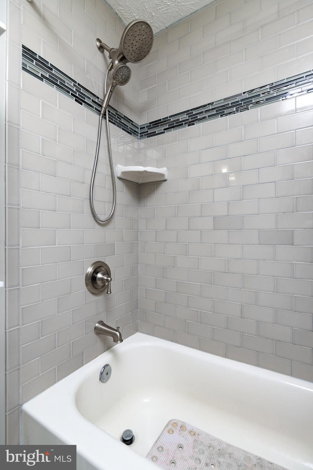 UPTON VILLAGE NORTH - Residential