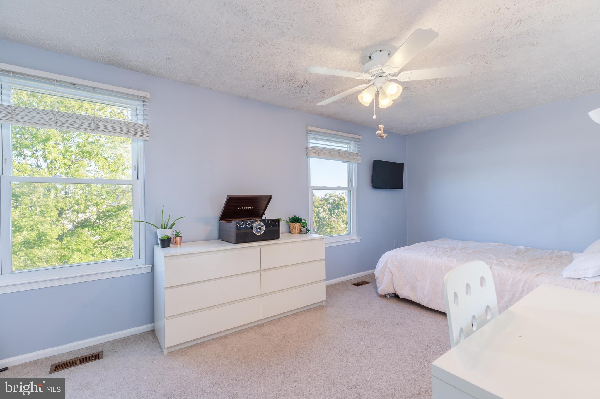 UPTON VILLAGE NORTH - Residential