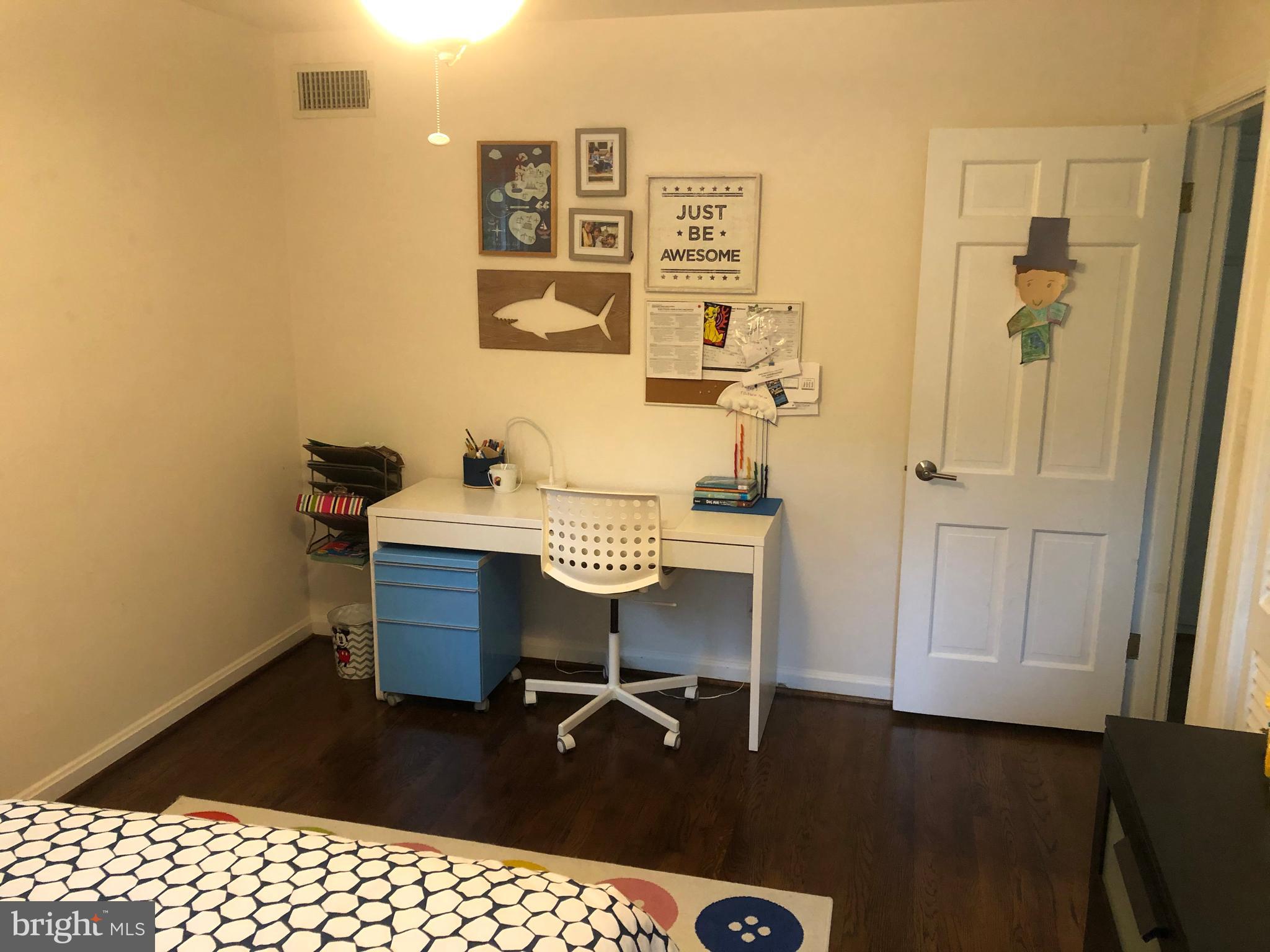 WOODBURN - Residential Lease