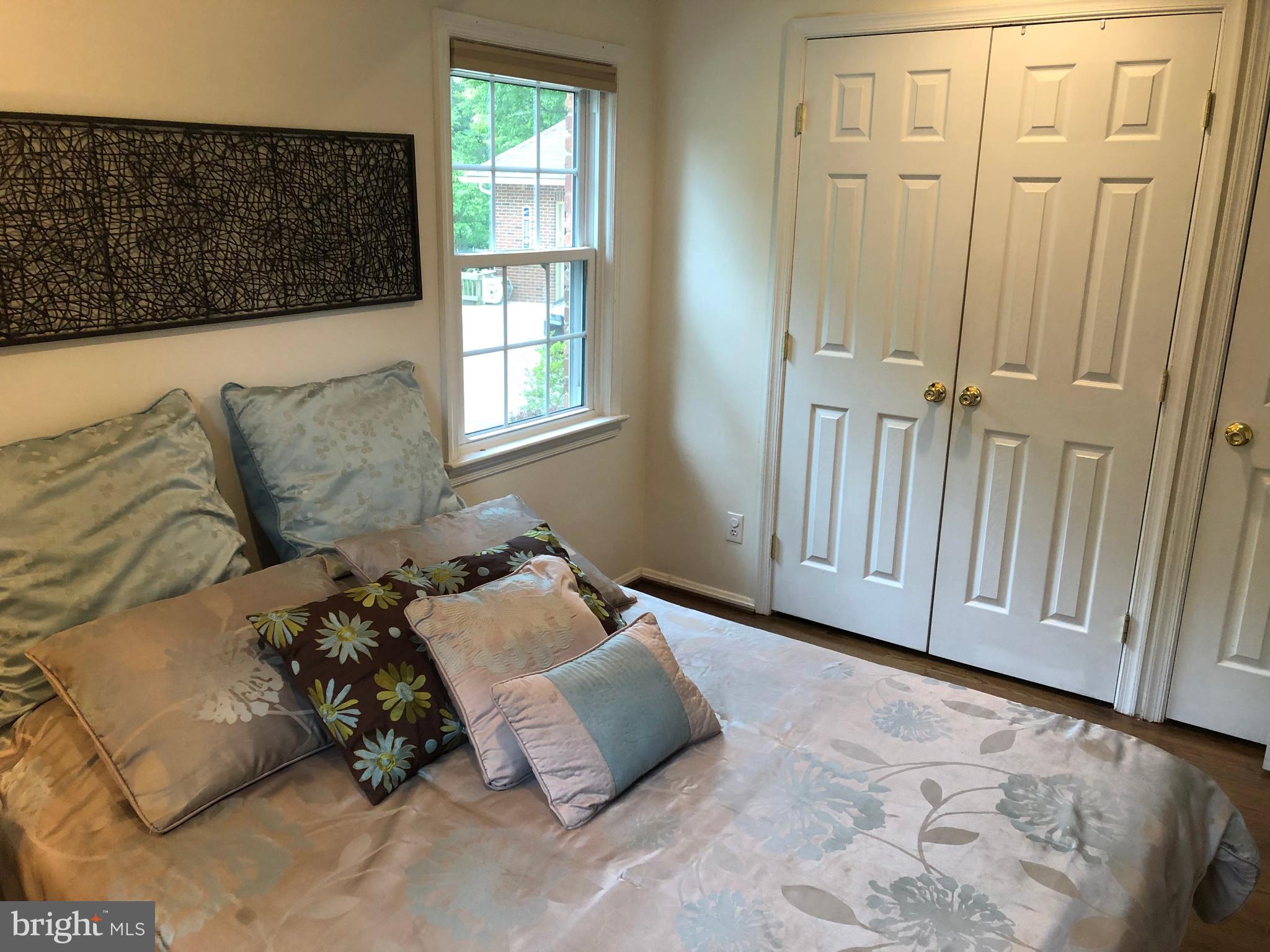 WOODBURN - Residential Lease