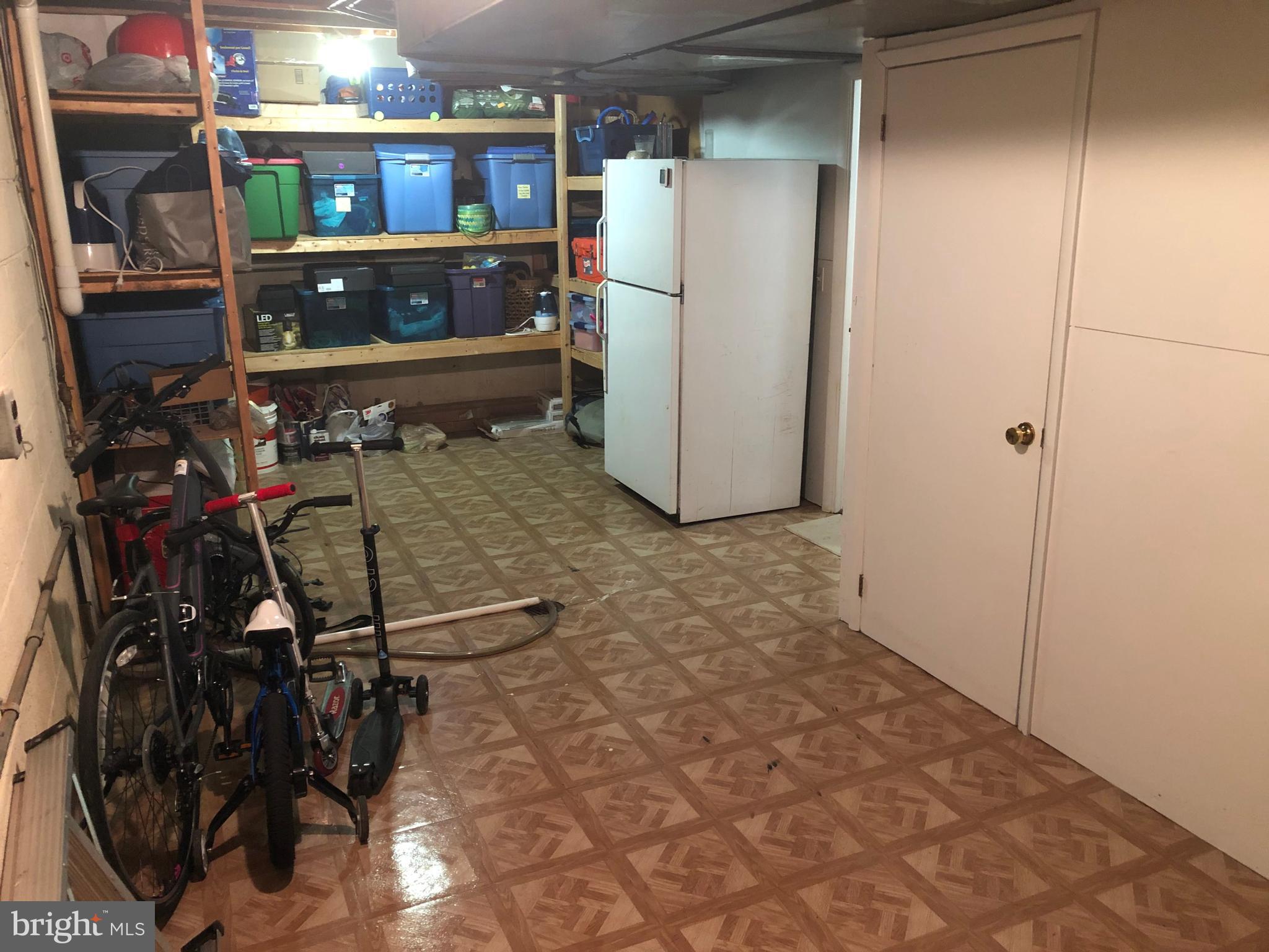 WOODBURN - Residential Lease