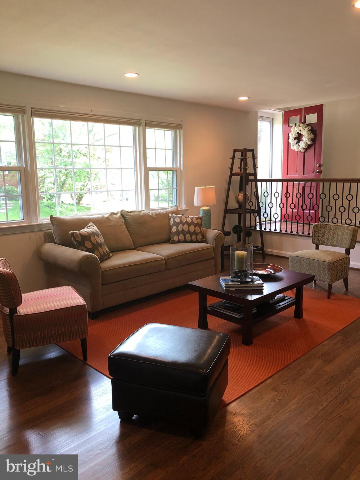 WOODBURN - Residential Lease