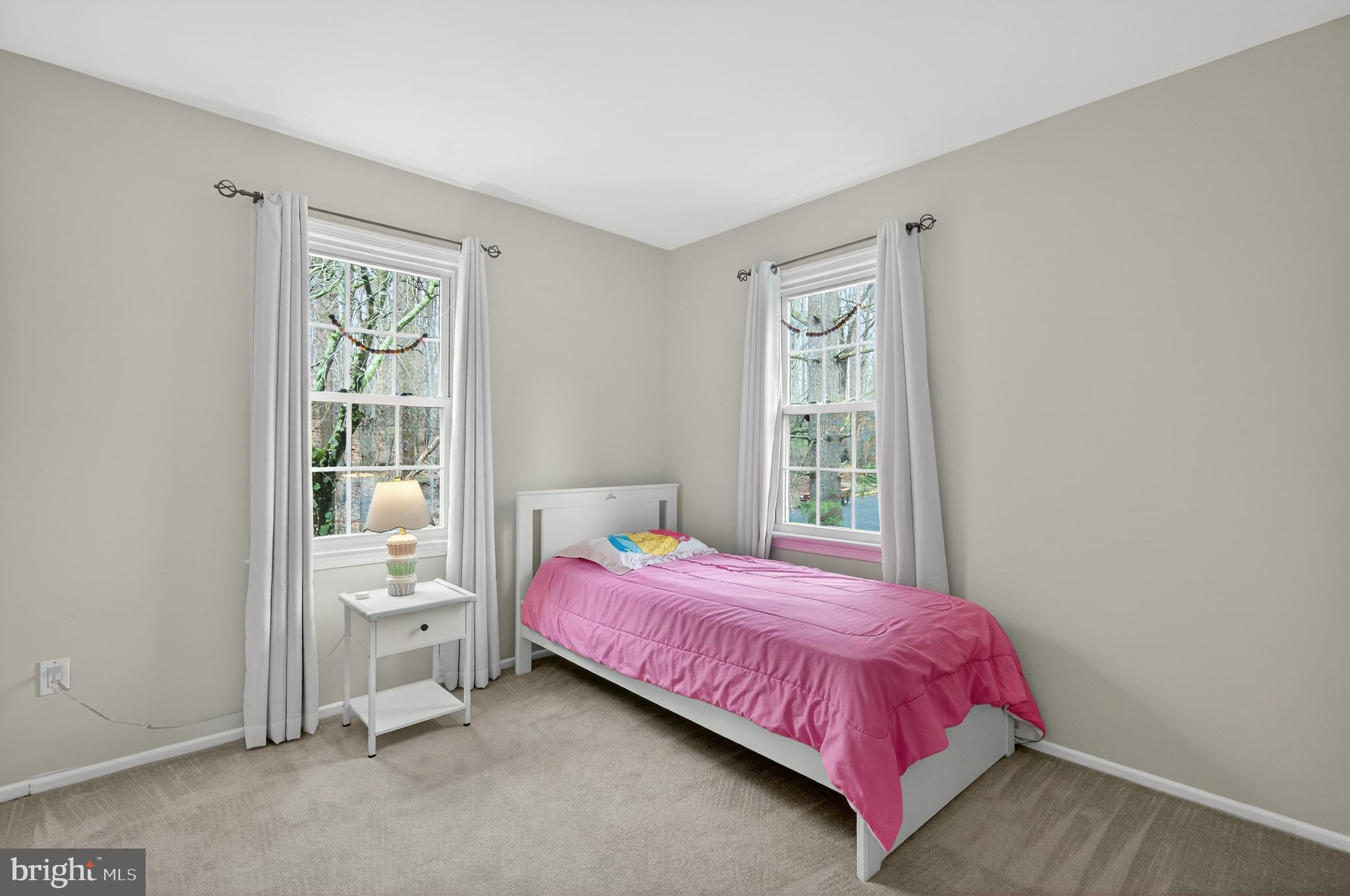 DANBURY FOREST - Residential