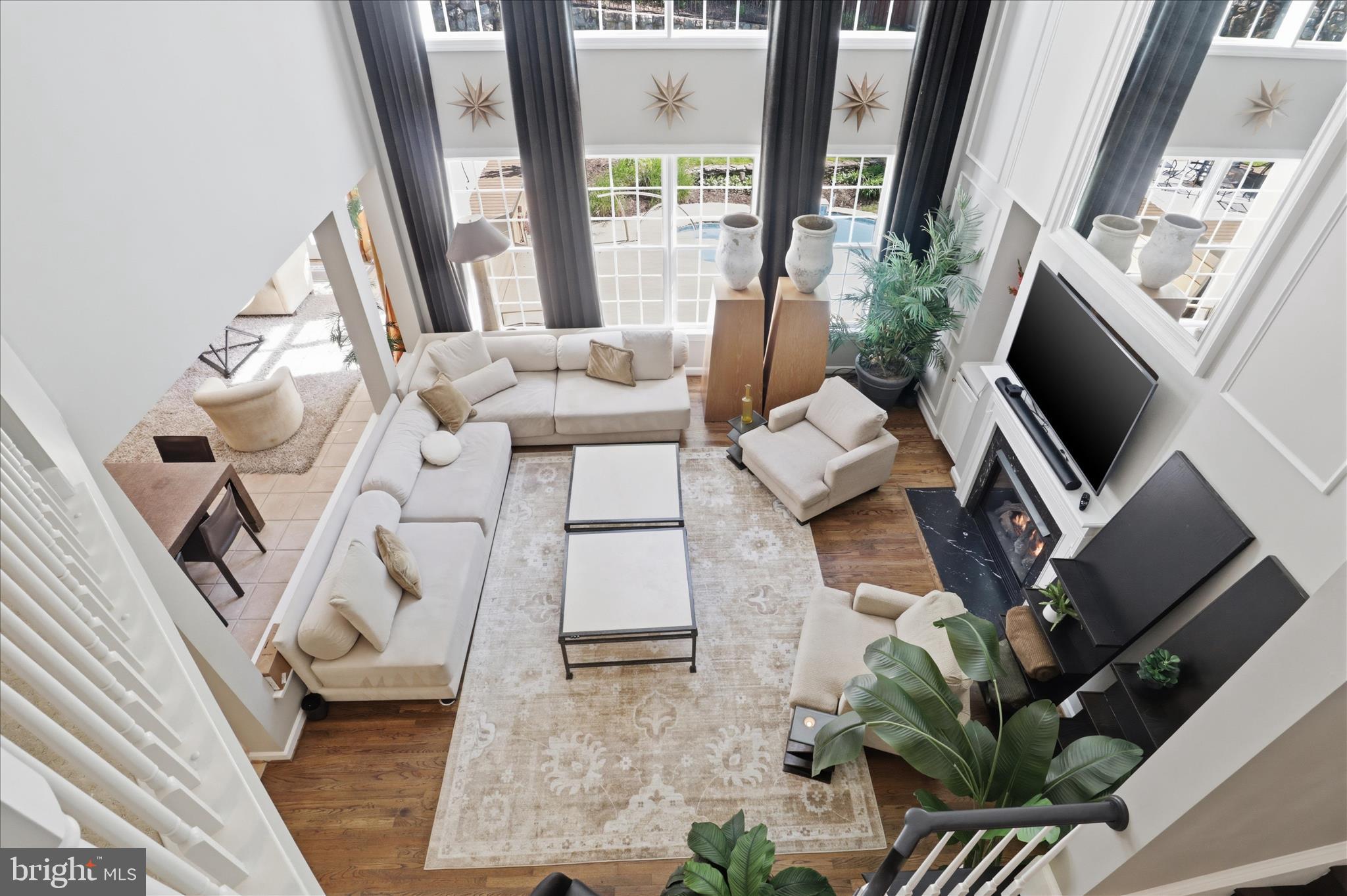 LAUREL CREEK - Residential