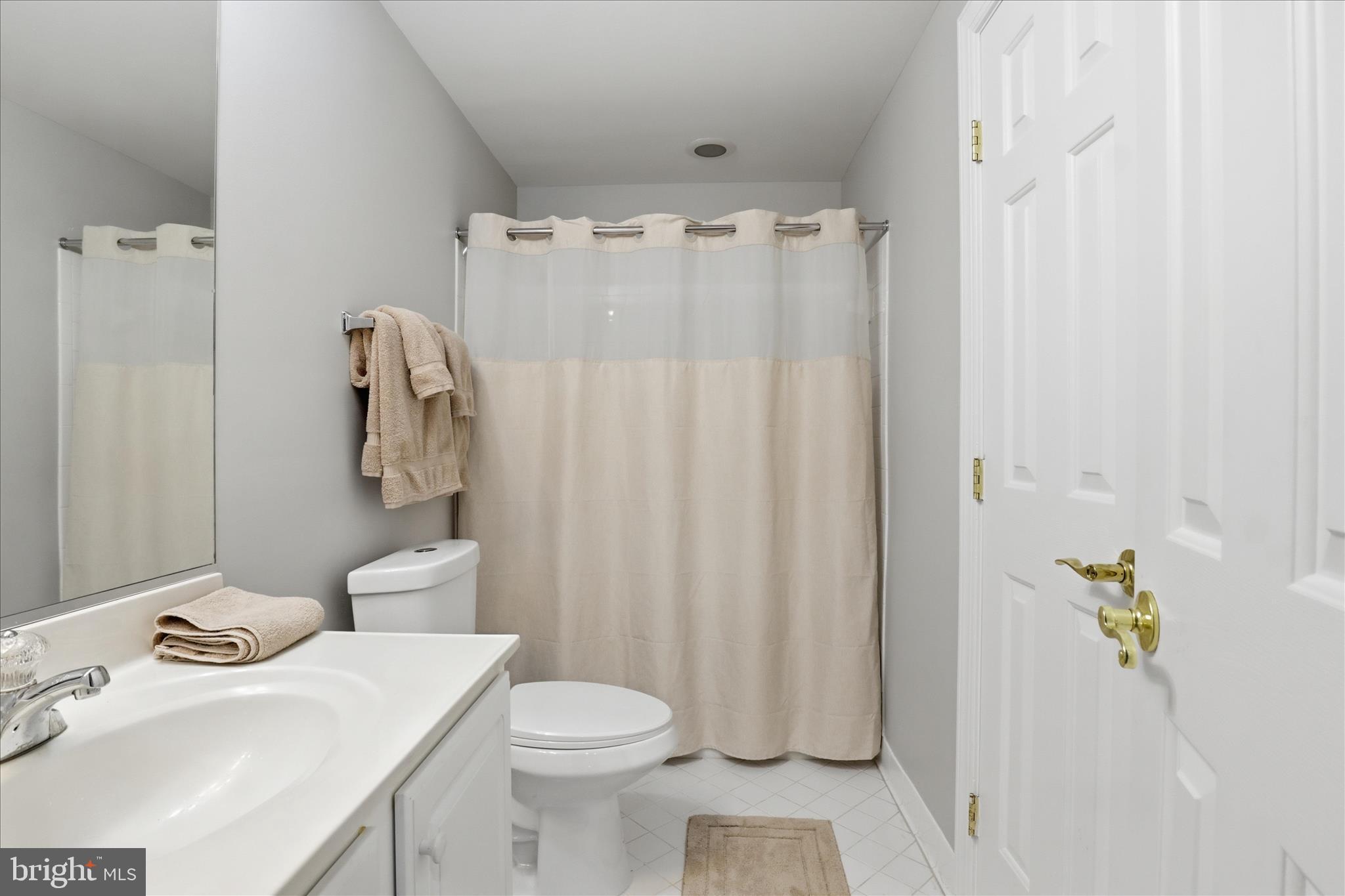 LAUREL CREEK - Residential