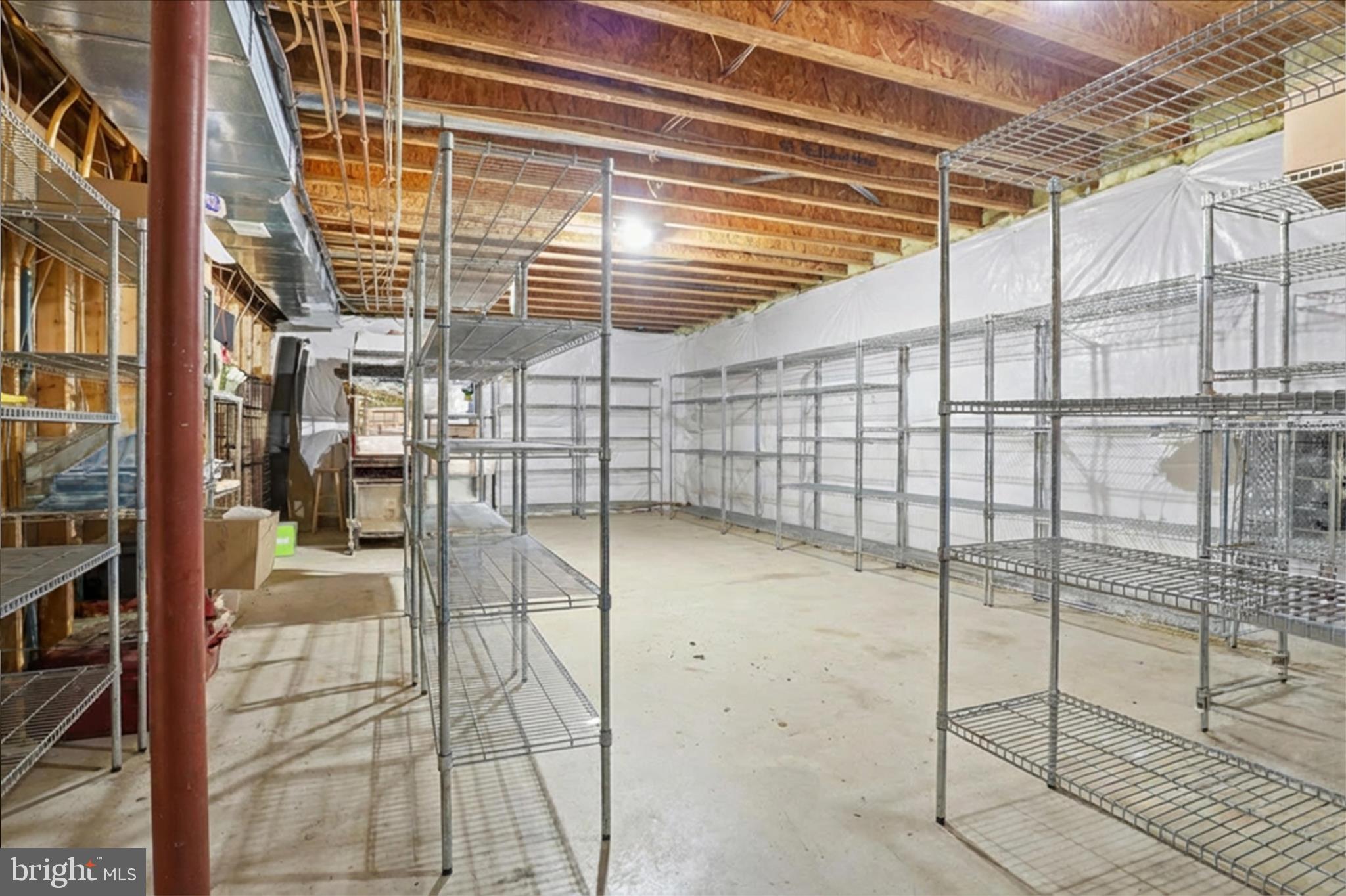 LAUREL CREEK - Residential