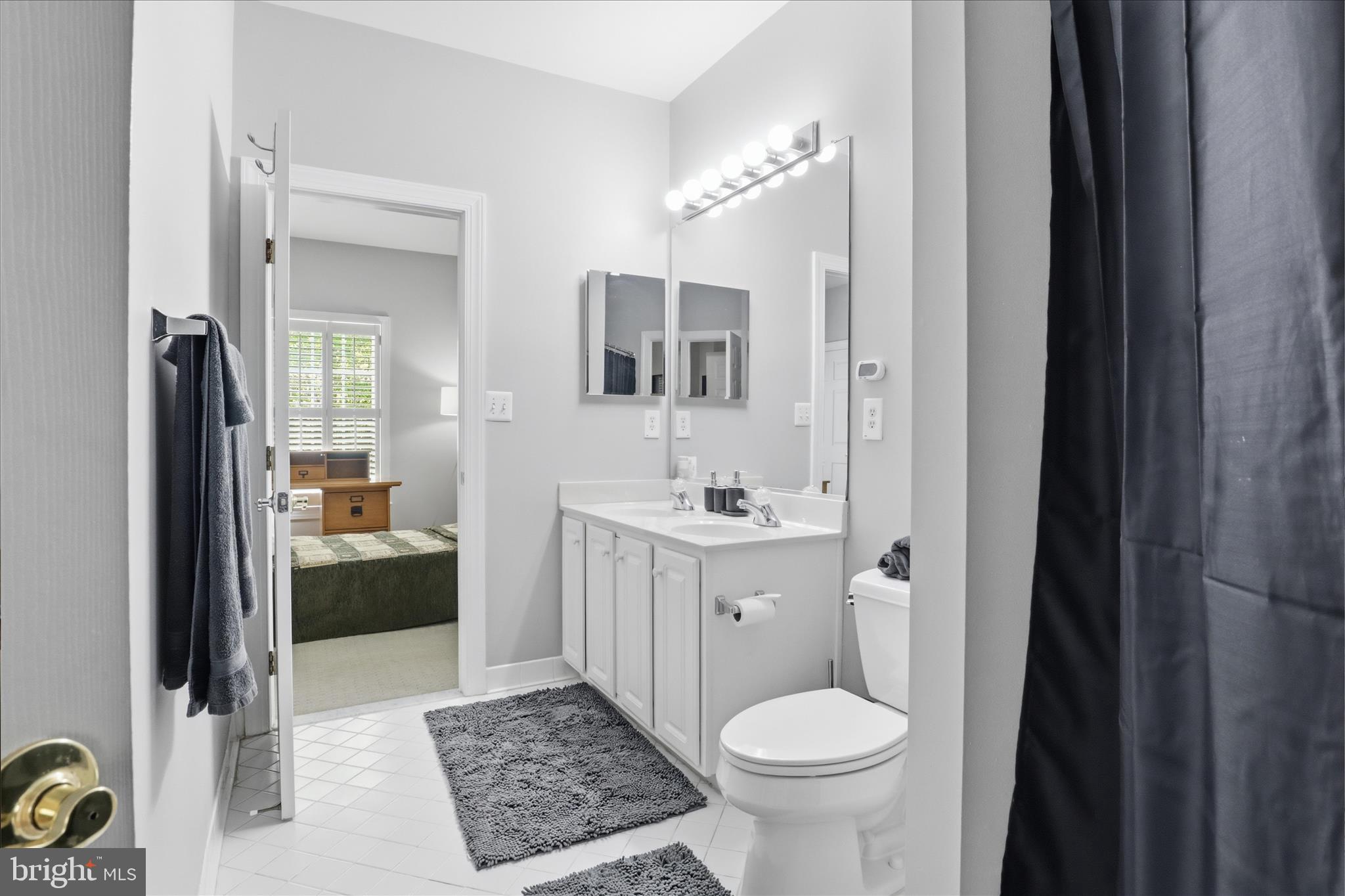 LAUREL CREEK - Residential