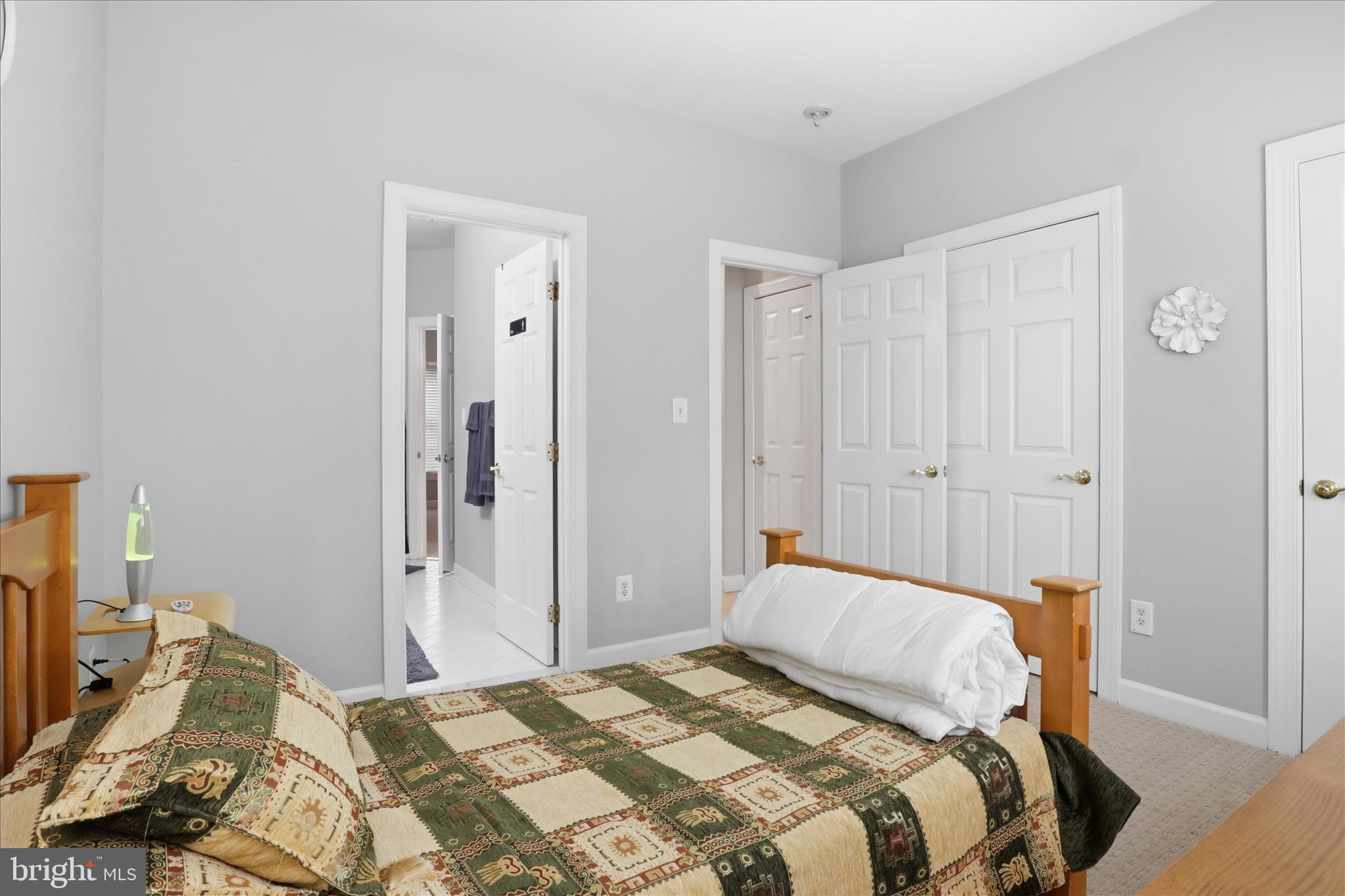 LAUREL CREEK - Residential