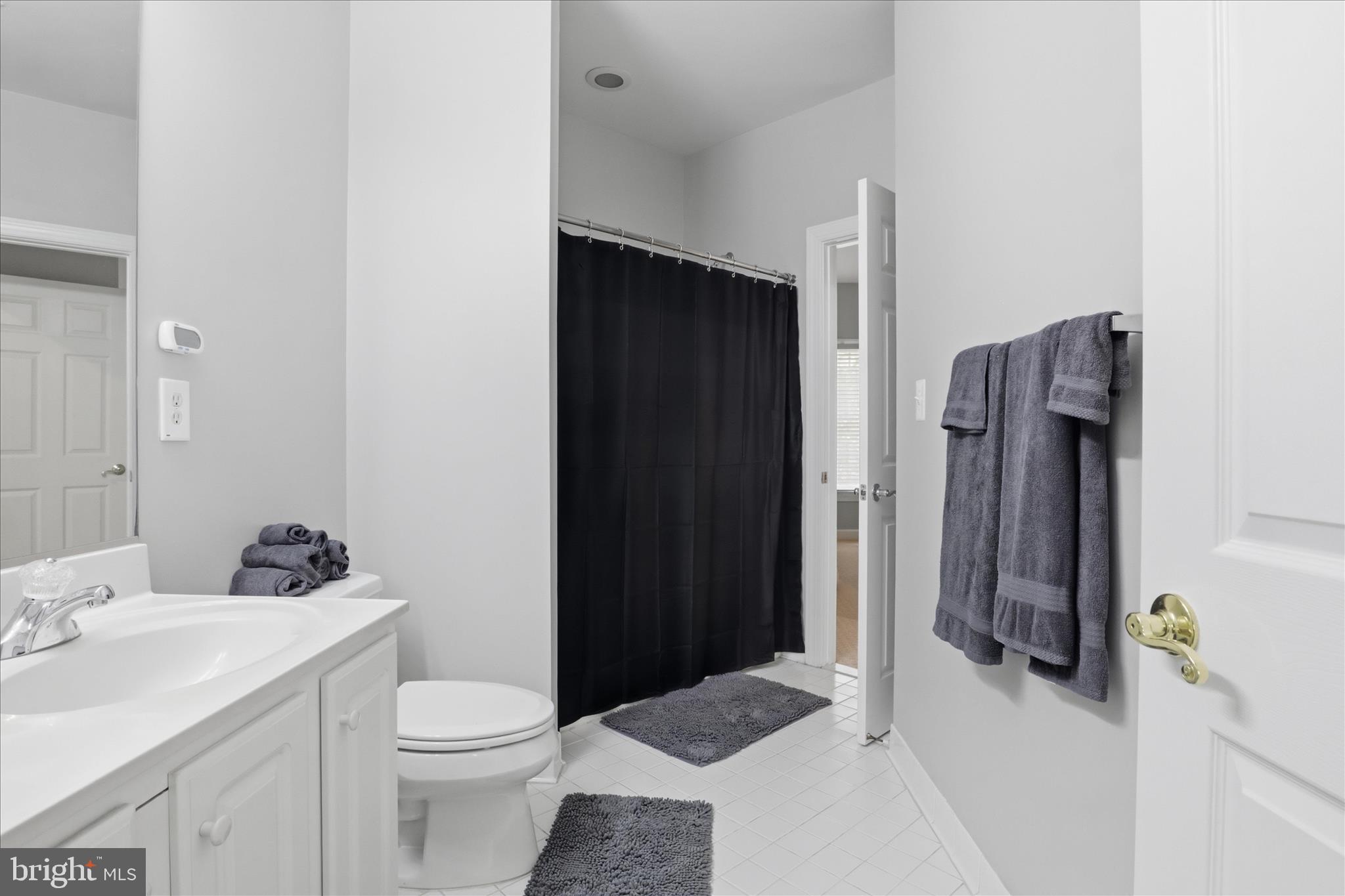 LAUREL CREEK - Residential