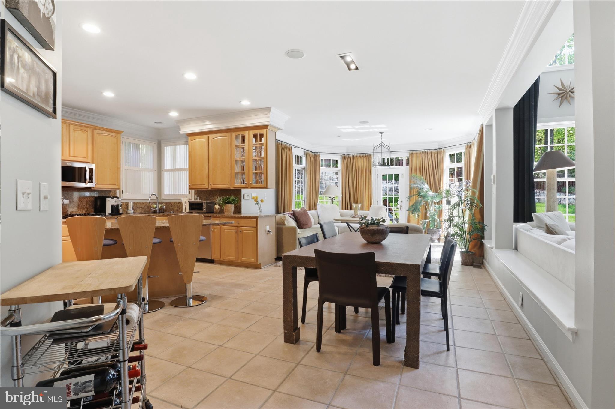 LAUREL CREEK - Residential