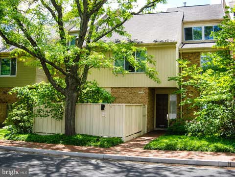 Condo For Sale - 2 Roland Mews Mews #R52<br/> BALTIMORE, MD 21210