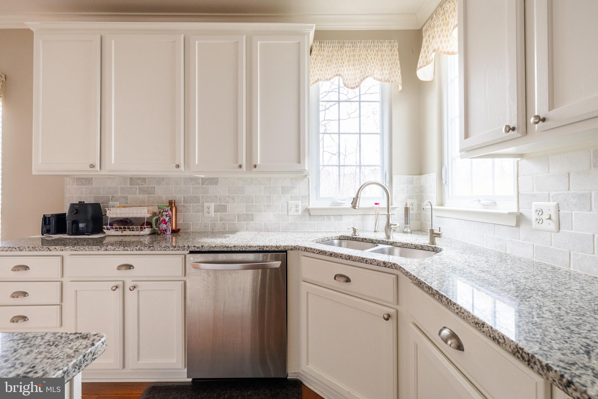 SAYBROOKE - Residential