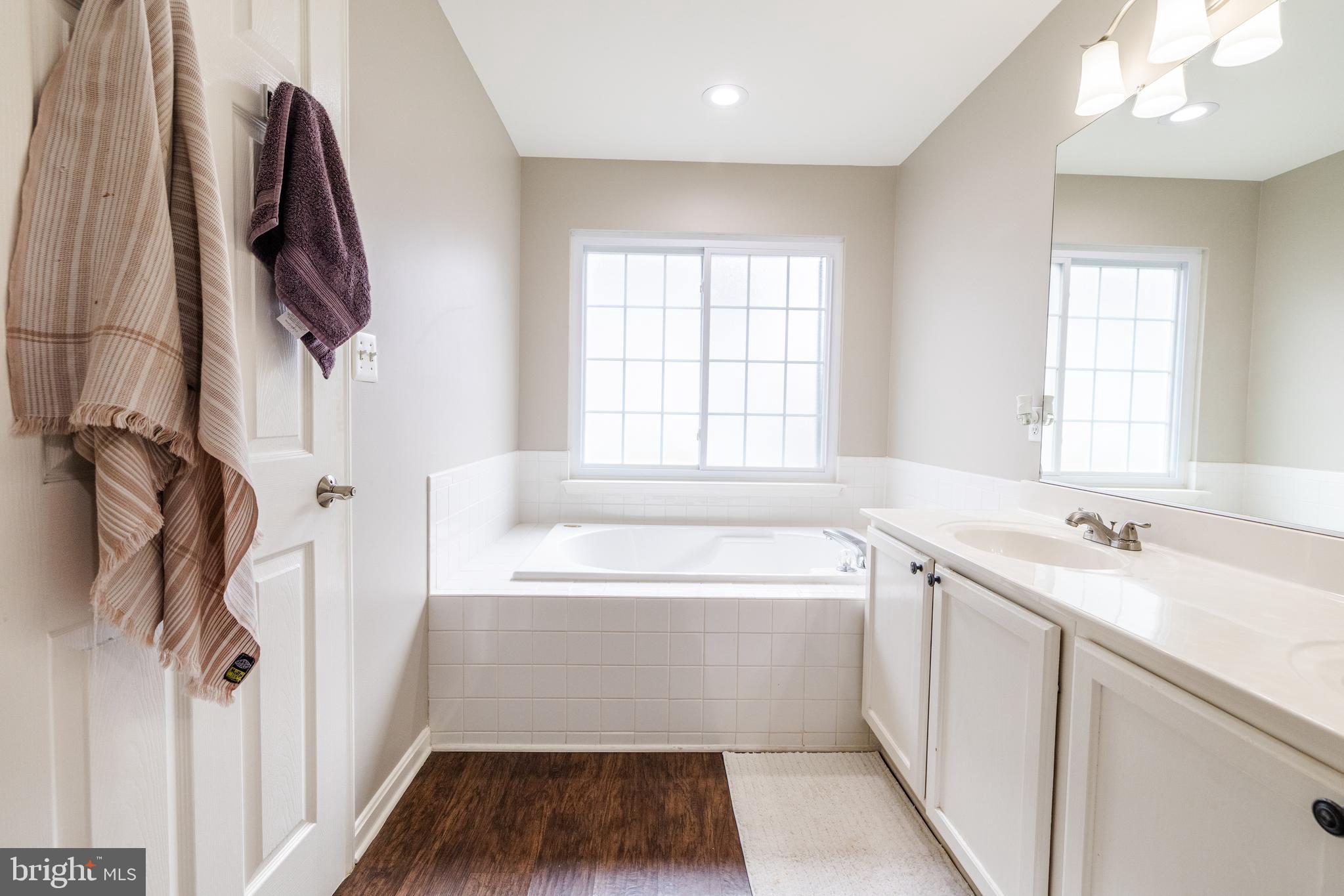 SAYBROOKE - Residential