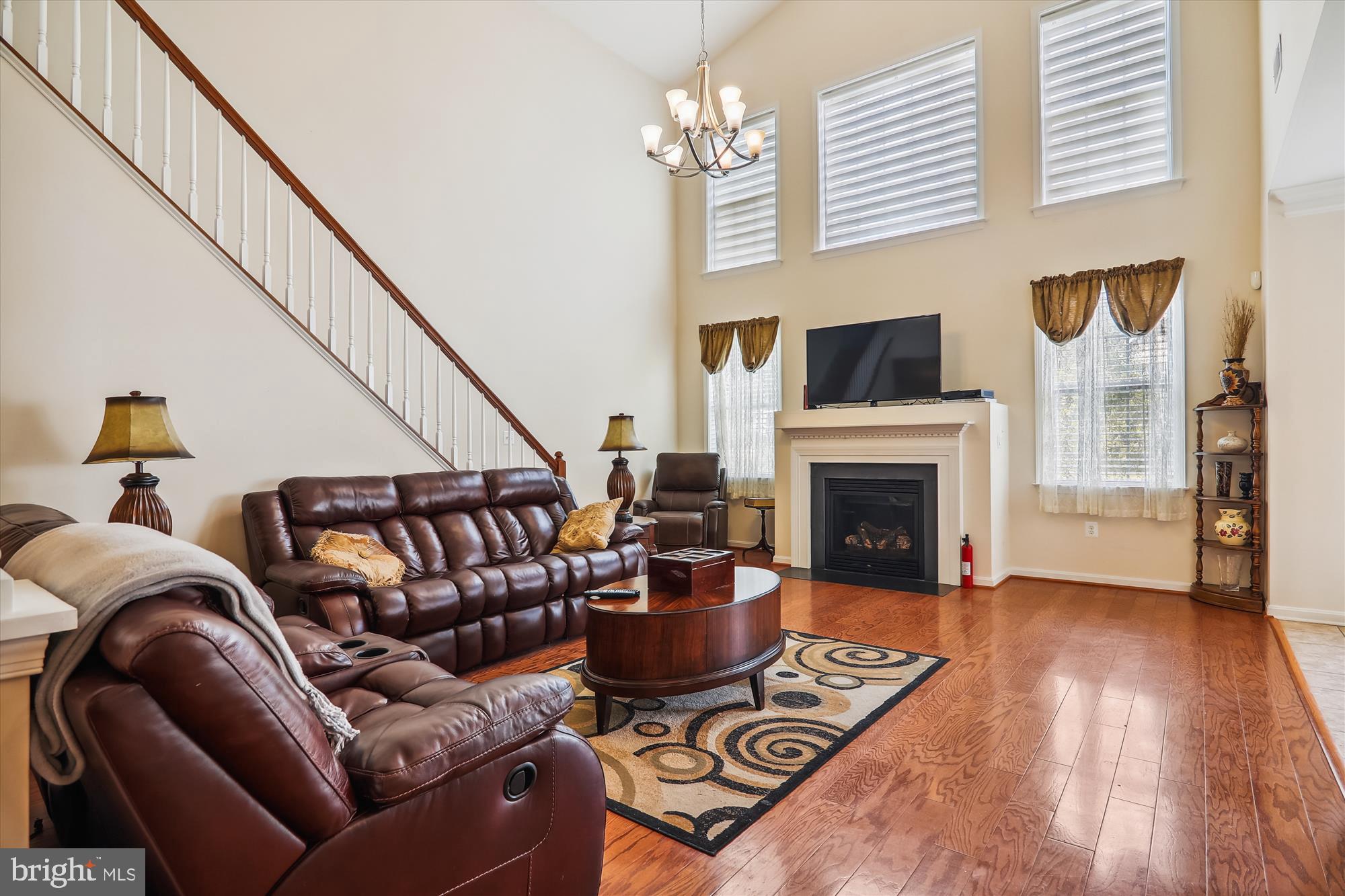 CAMERON GROVE - Residential